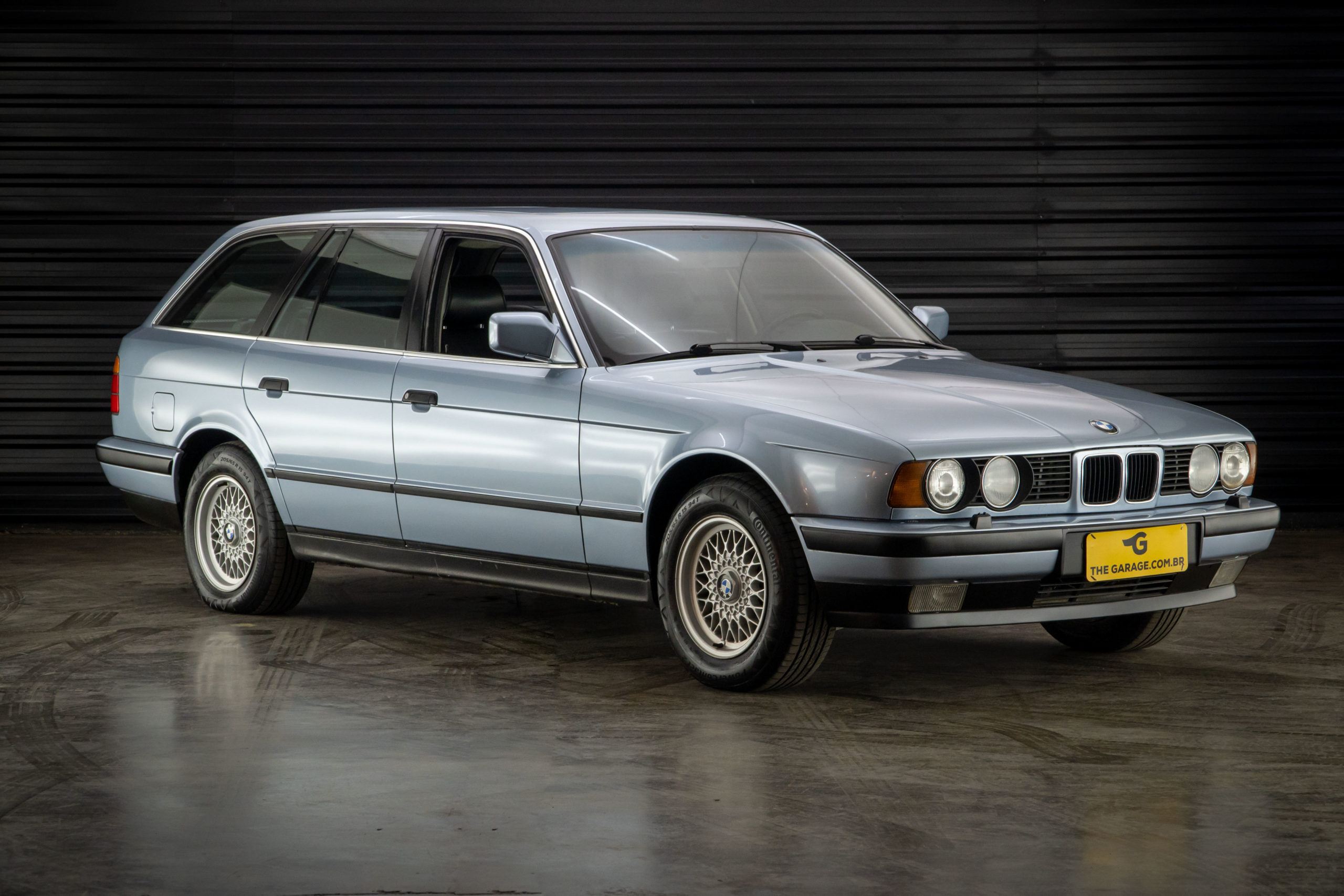 1992-BMW-525i