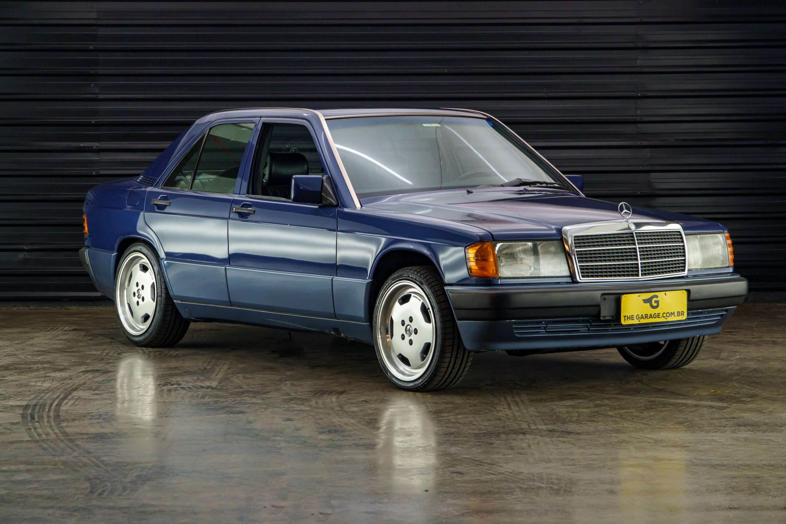 1993-Mercedes-Benz-190E-2.3-venda-sao-paulo-sp-for-sale-the-garage-classicos-a-melhor-loja-de-carros-antigos-acervo-de-carros