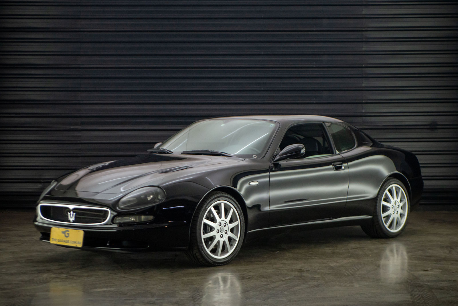 2000-Maserati-3200GT-V8-Biturbo-venda-sao-paulo-sp-for-sale-the-garage-classicos-a-melhor-loja-de-carros-antigos-acervo-de-carros