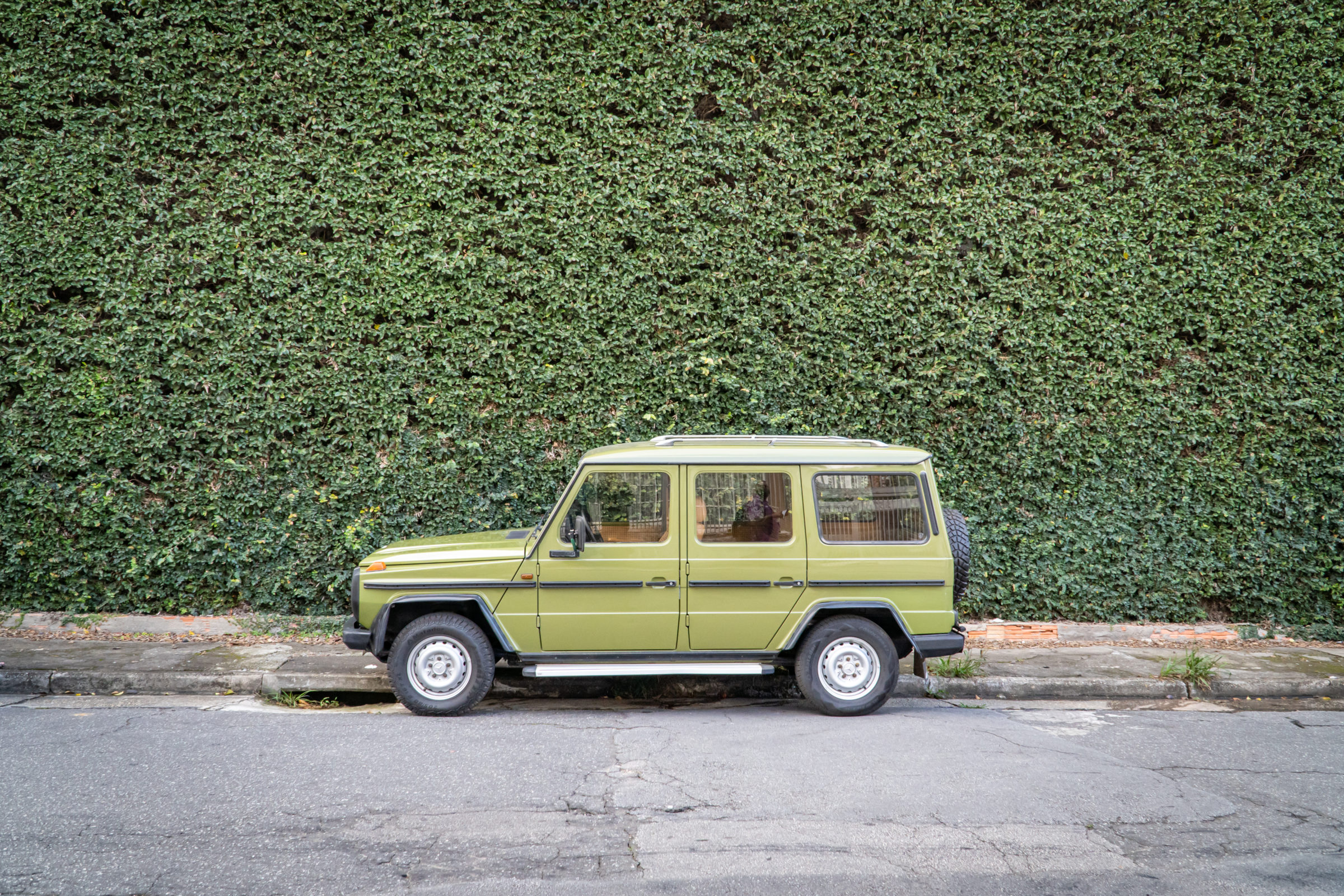 1983-Mercedes-benz-240gd-a-venda-the-garage