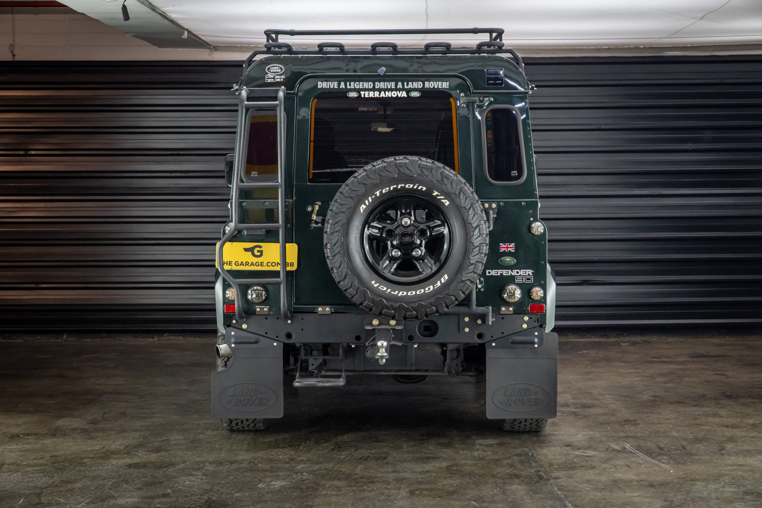 2001 land rover defender 90 a venda the garage