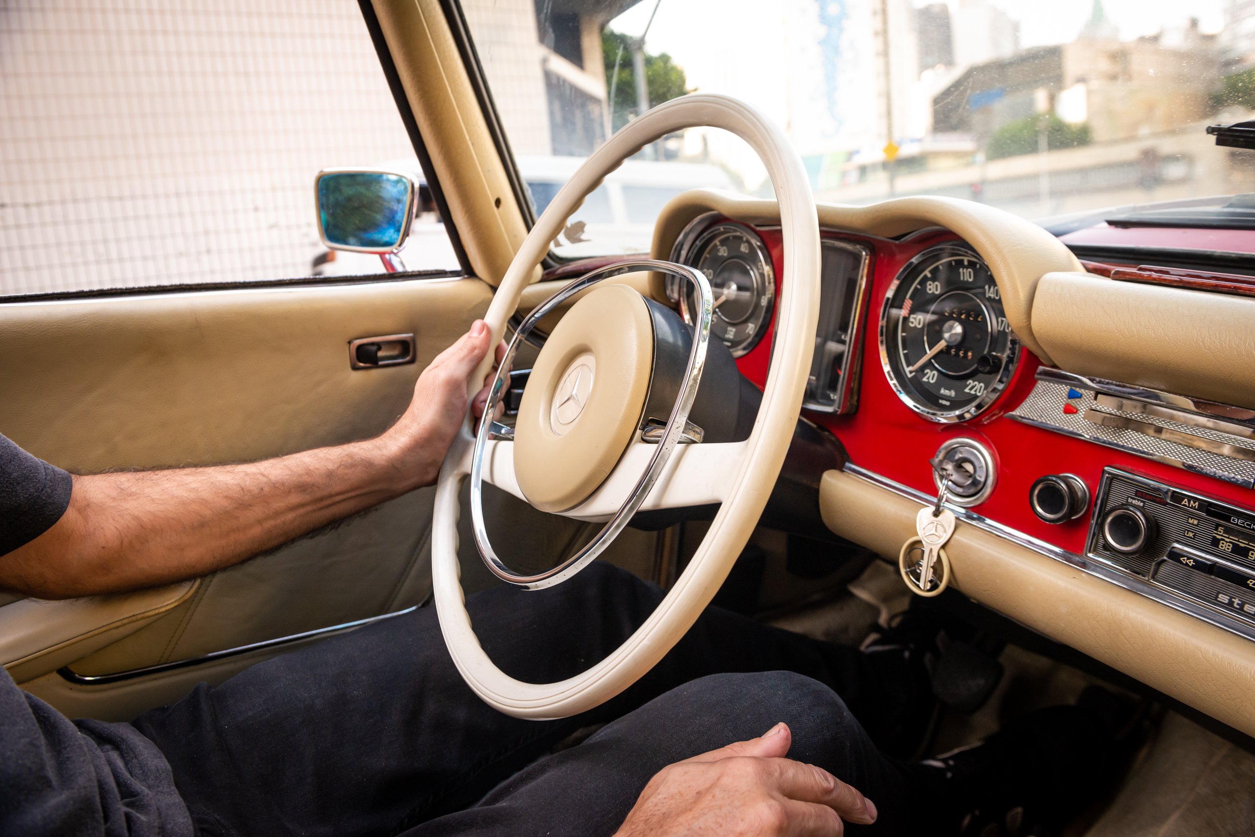 1971 mercedes benz 280 sl pagoda a venda the garage