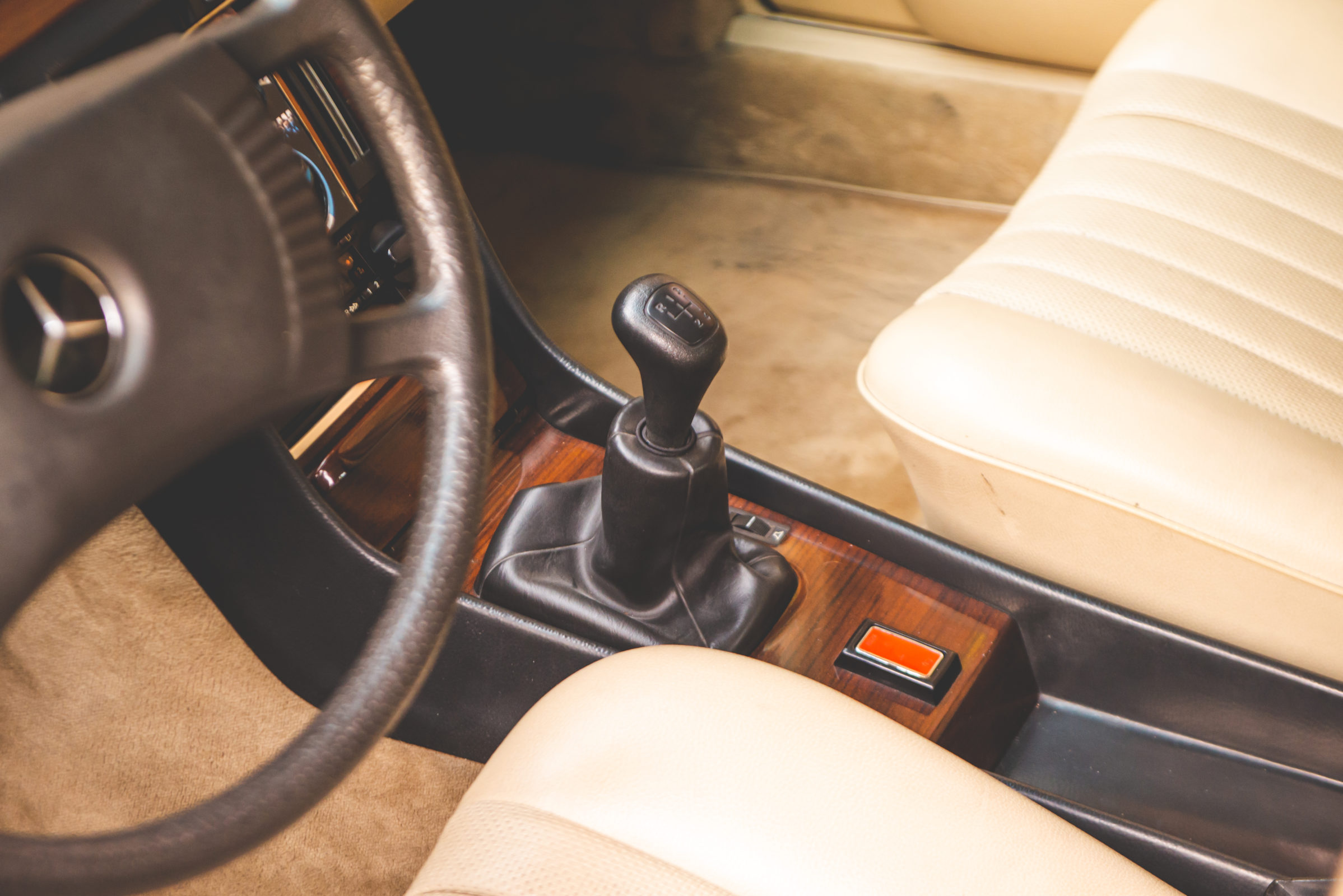 1979 Mercedes Benz 280S a venda the garage