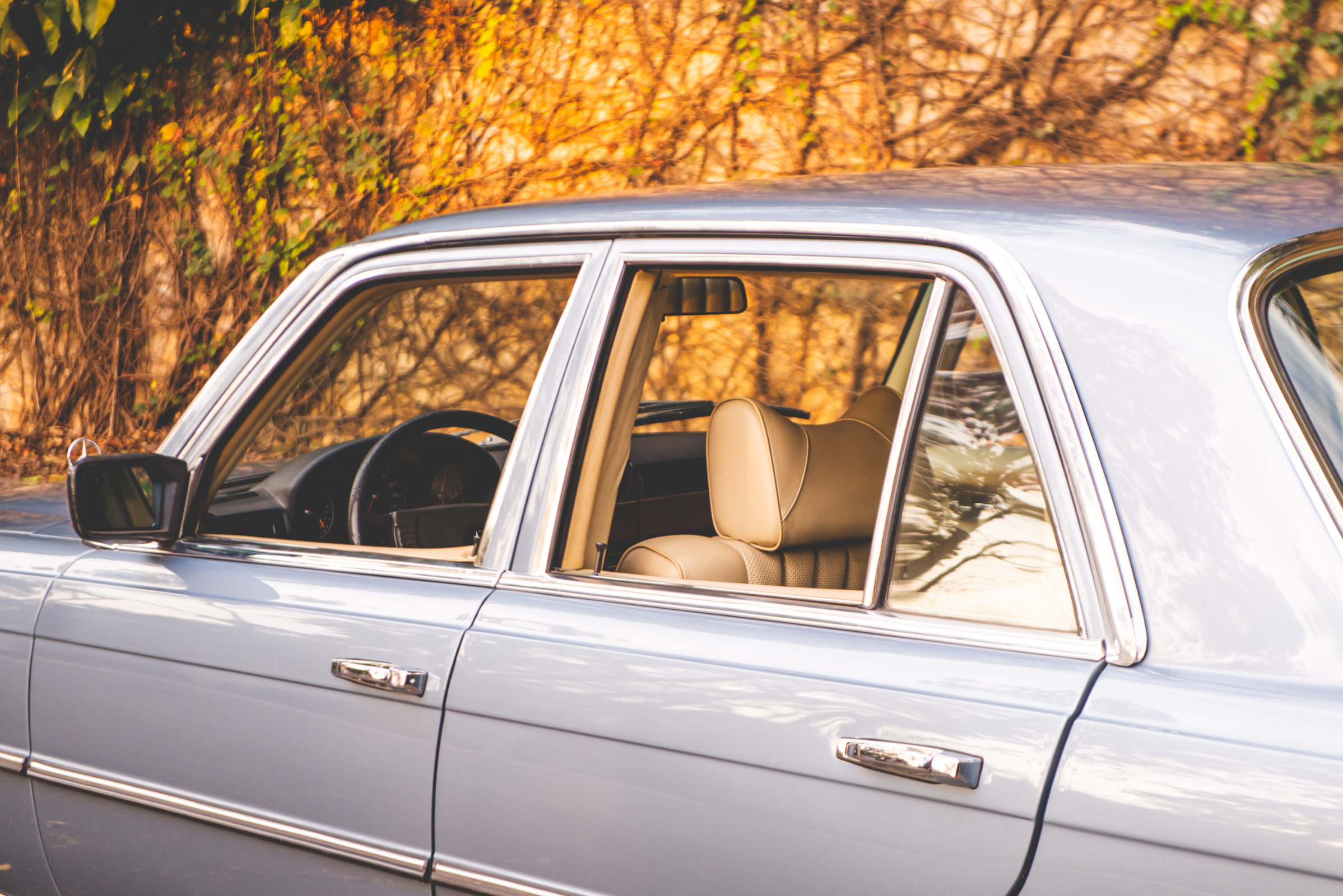 1979 Mercedes Benz 280S a venda the garage