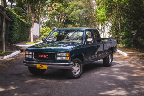 1995 GMC Sierra V8 a venda the garage