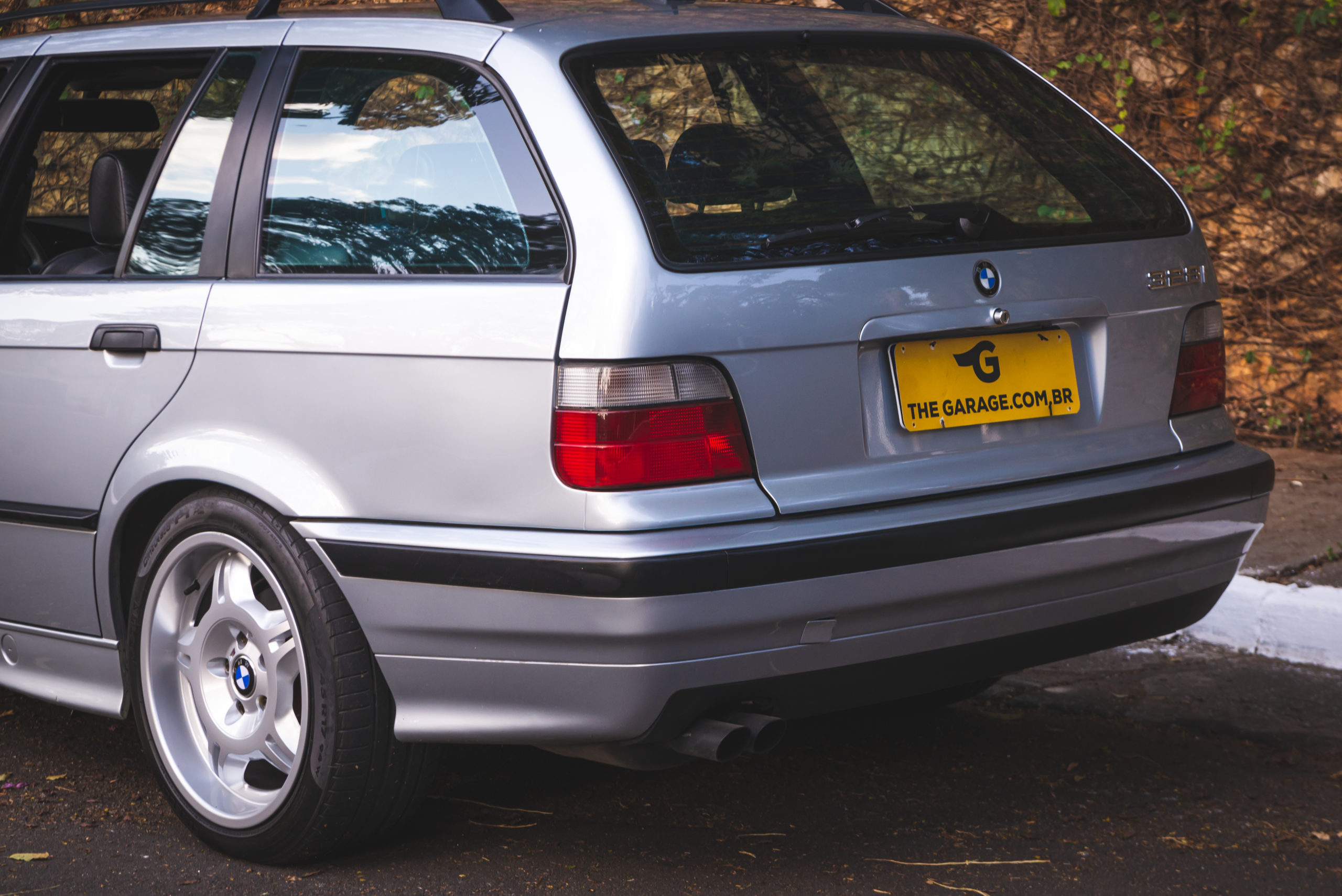 1996 BMW 328i a venda na the garage