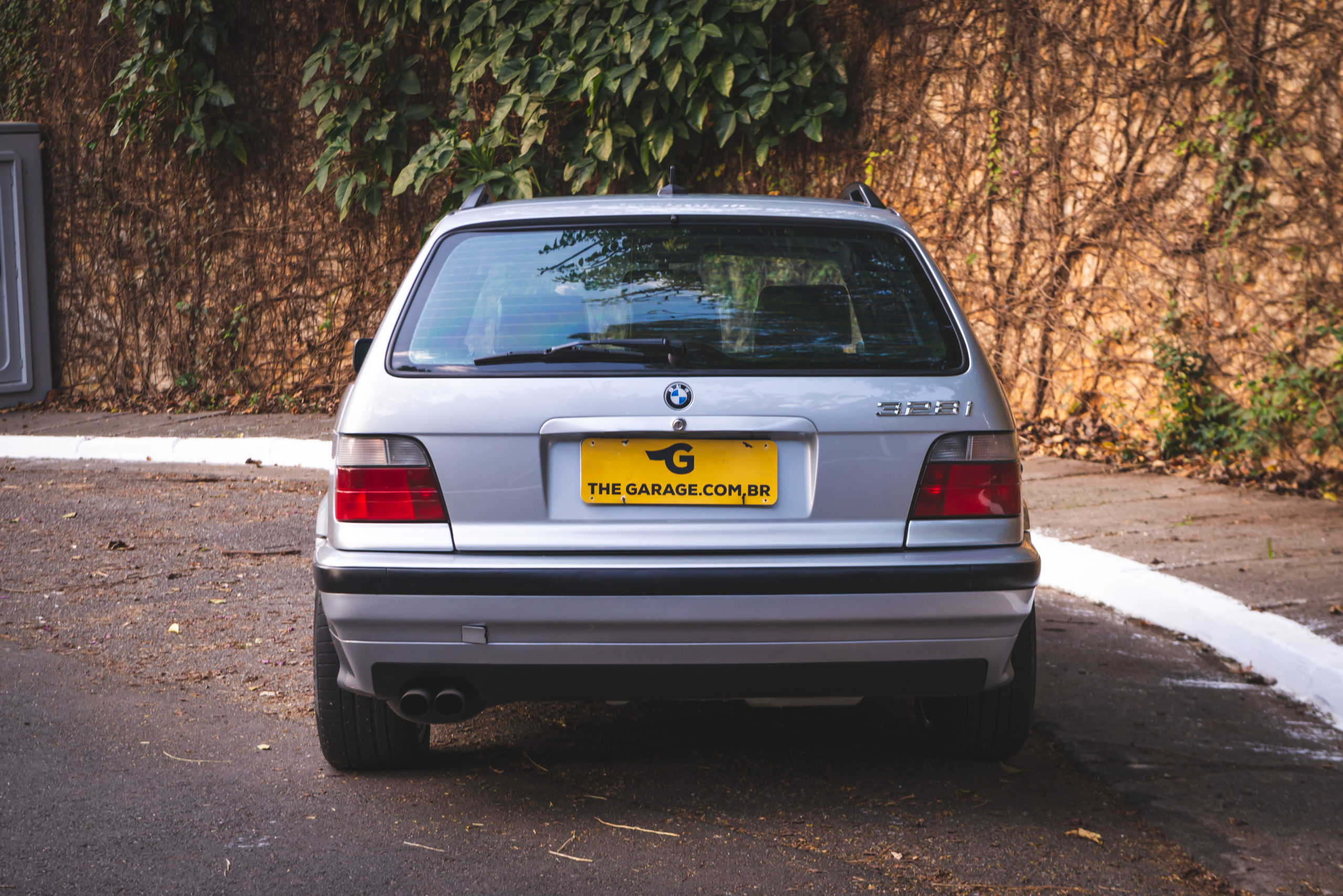 1996 BMW 328i a venda na the garage