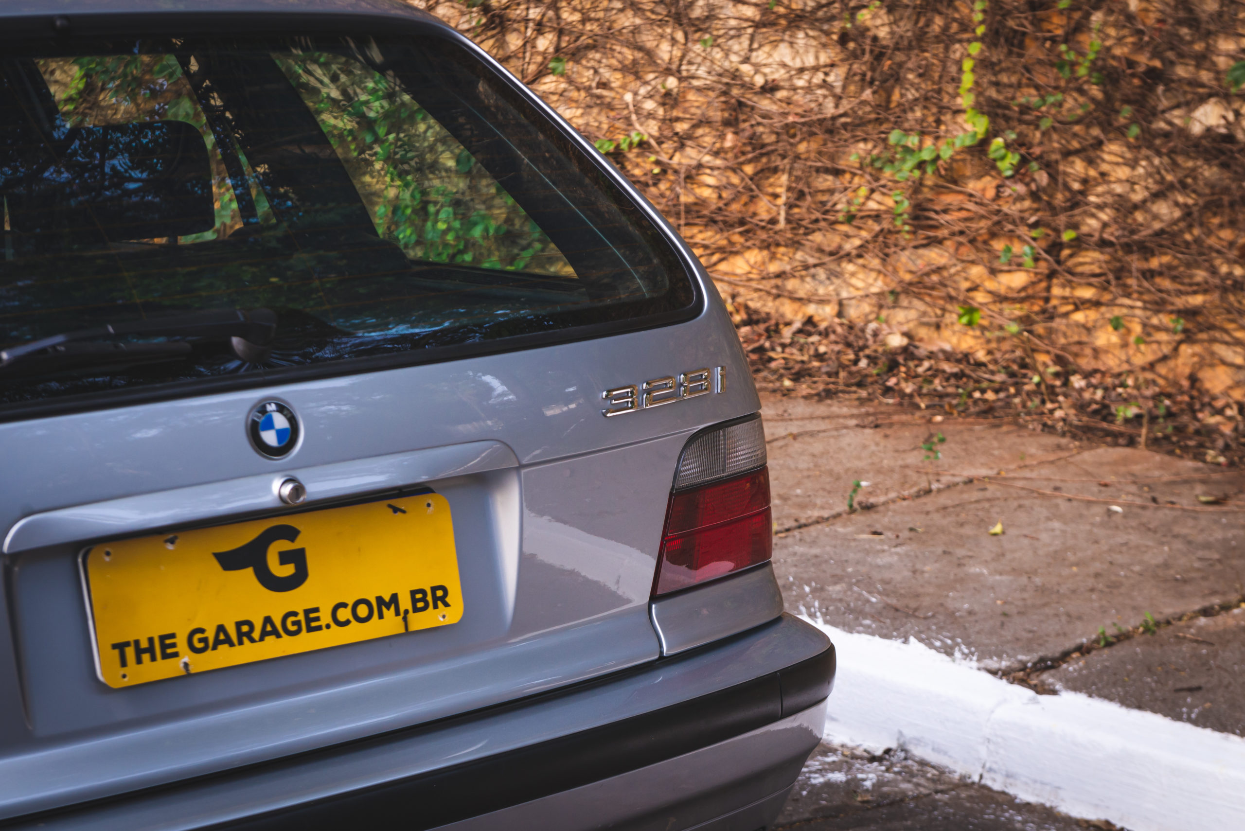 1996 BMW 328i a venda na the garage