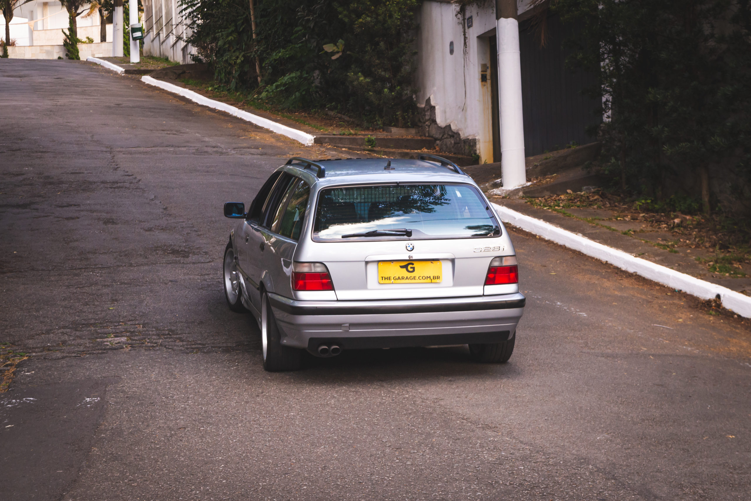 1996 BMW 328i a venda na the garage