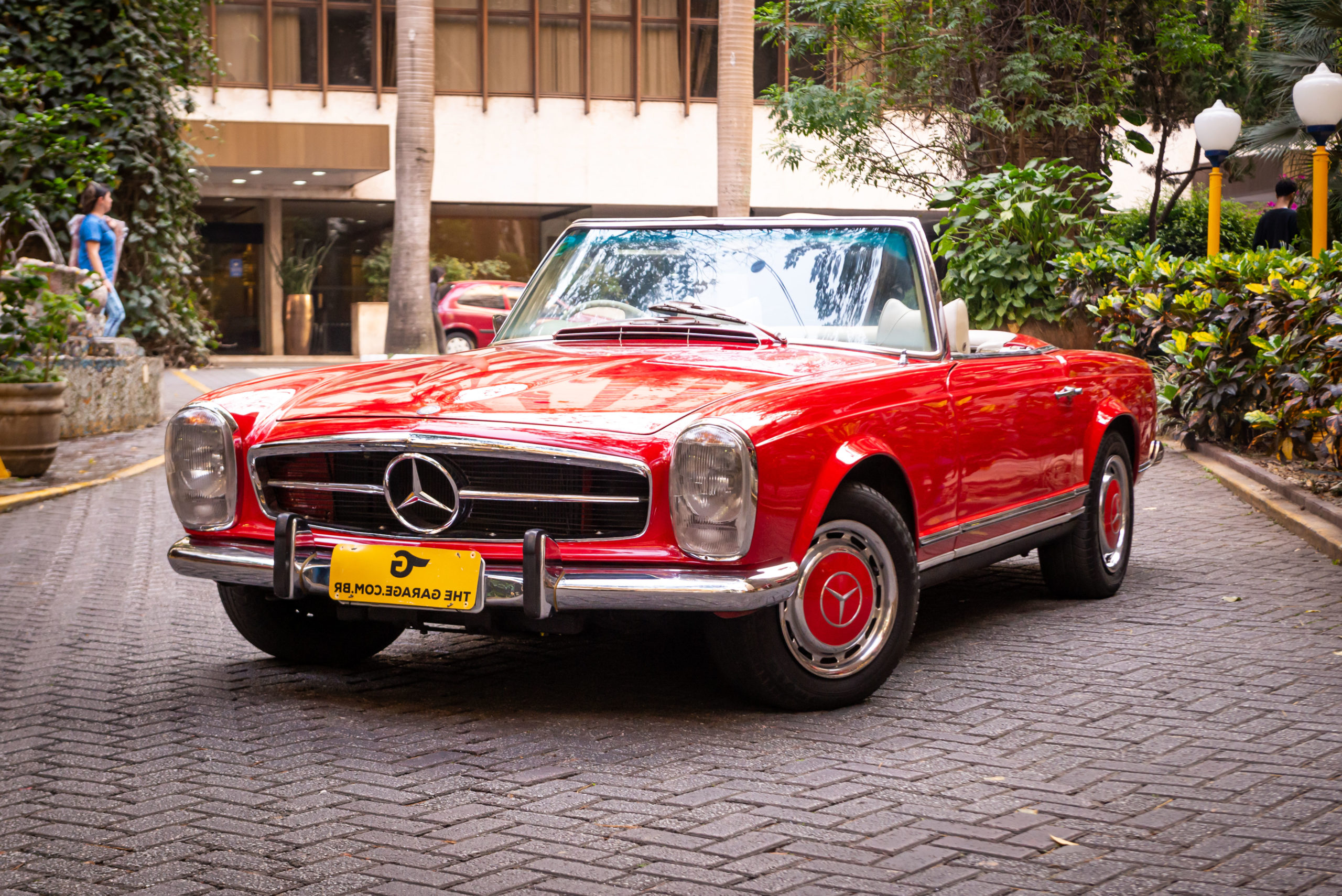 1971 mercedes benz 280 sl pagoda a venda the garage