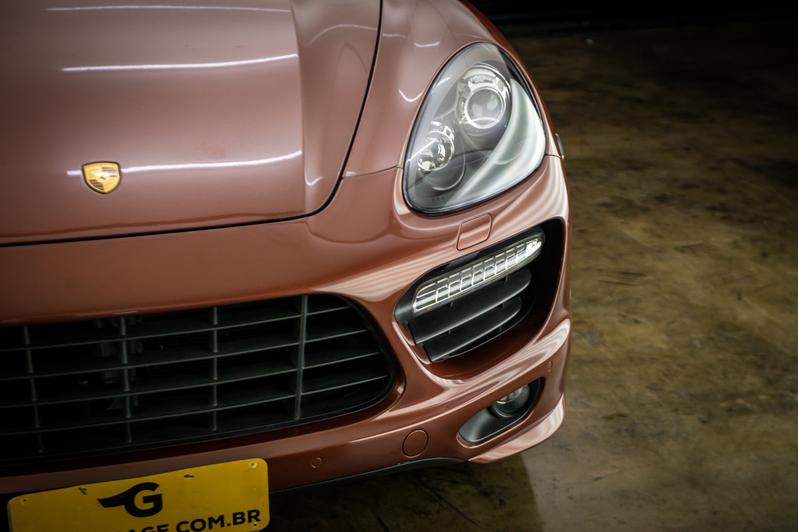 porsche cayenne turbo blindada a venda the garage