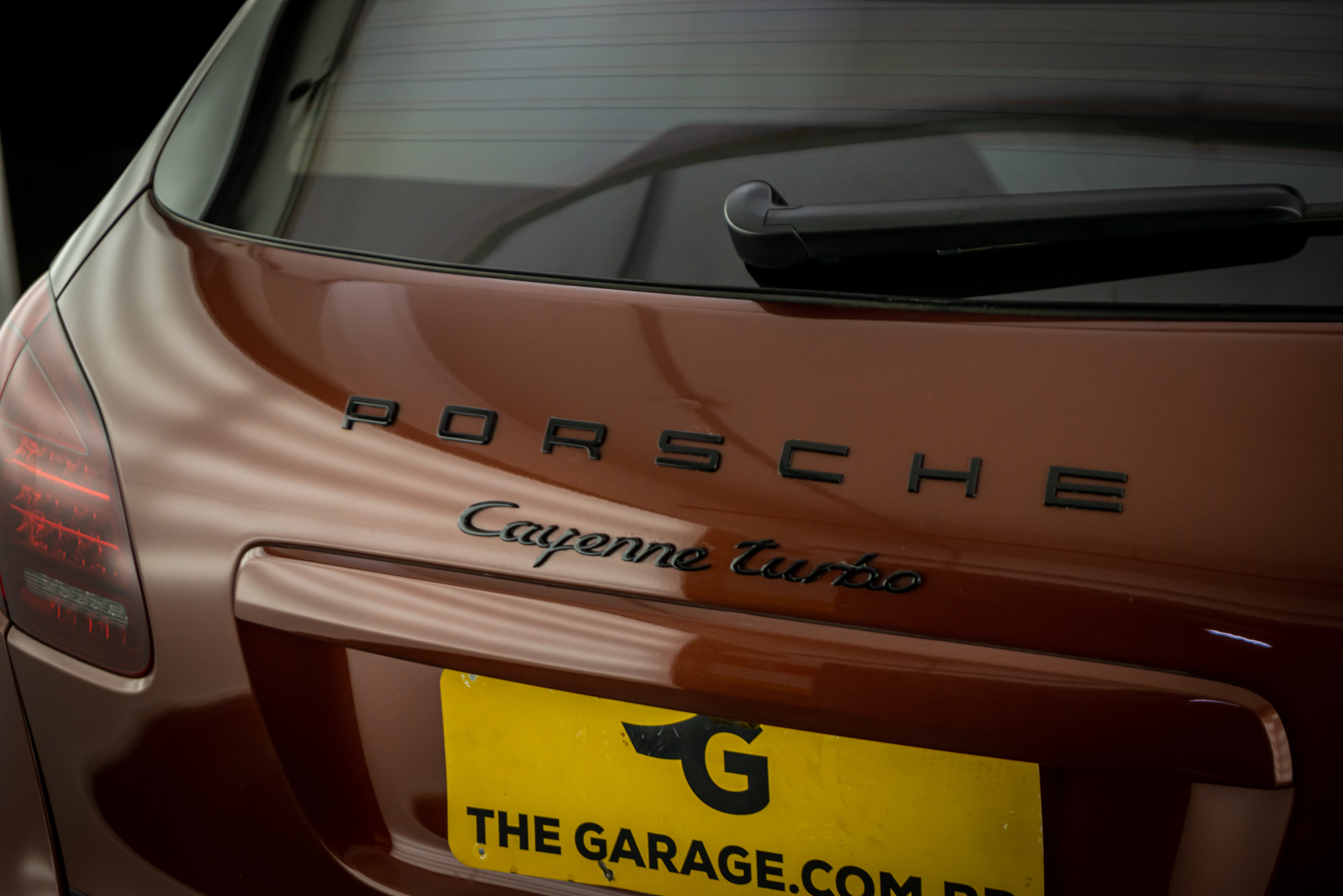 porsche cayenne turbo blindada a venda the garage