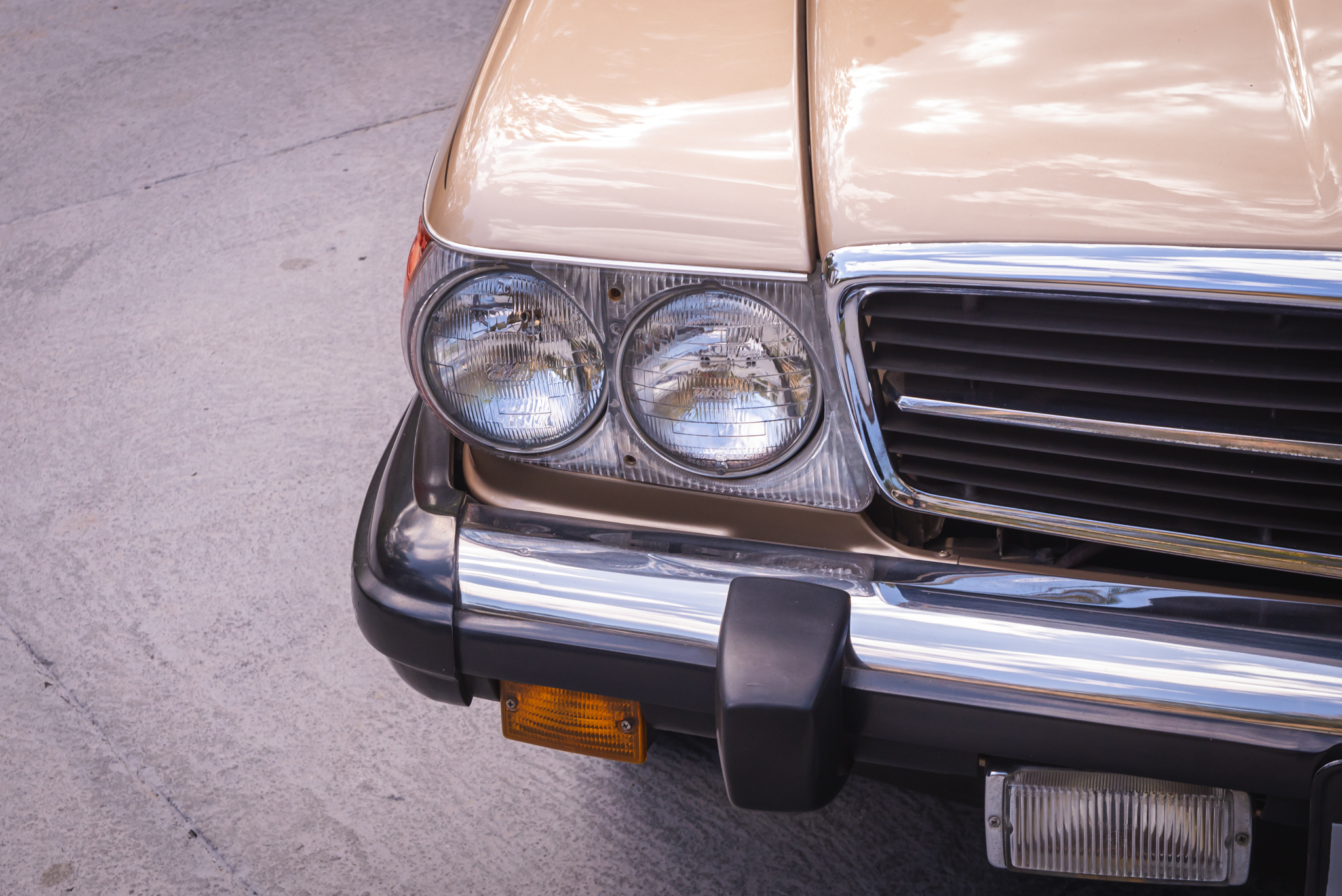 1981 Mercedes 380SL a venda the garage