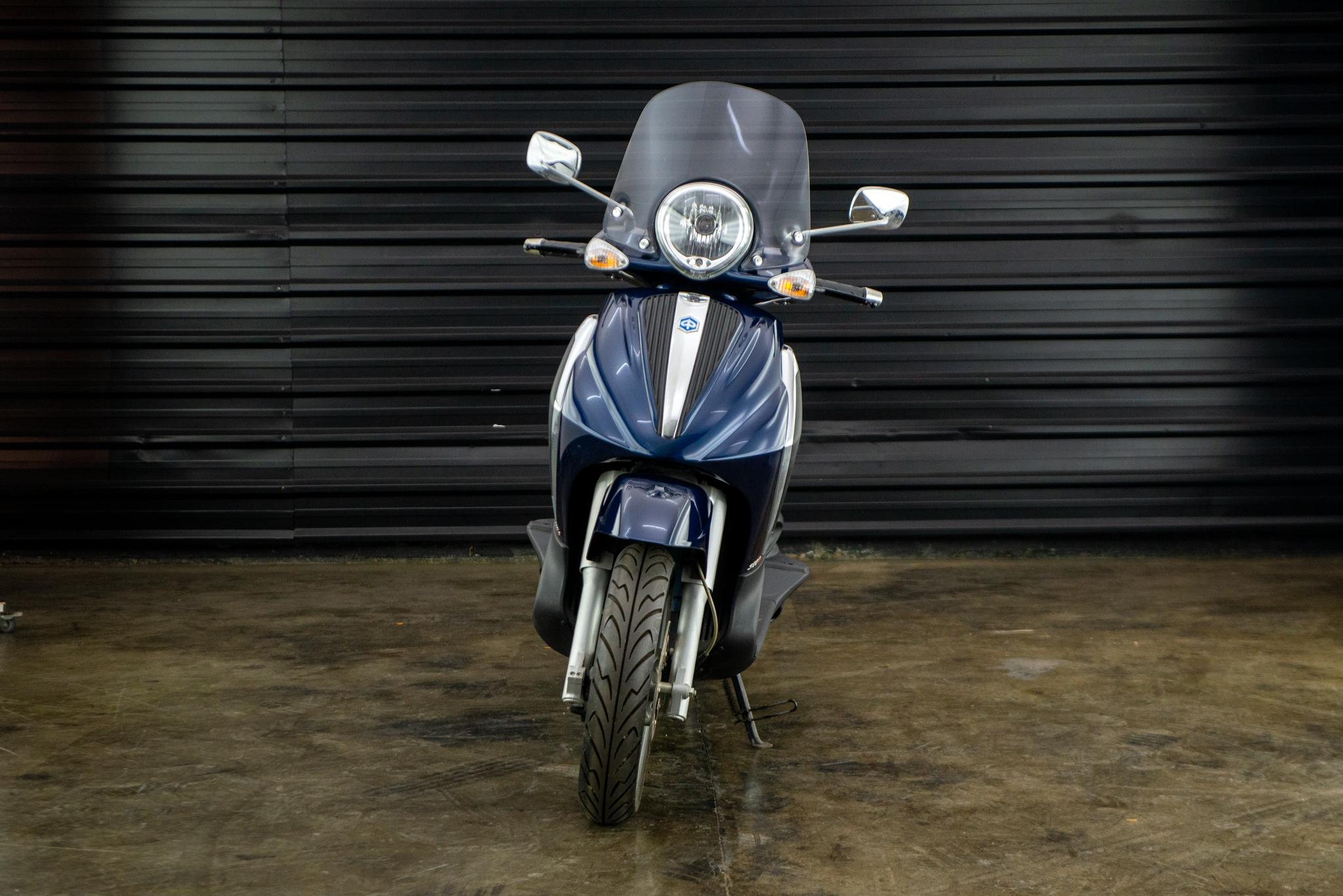 2010 Piaggio Beverly 300ie a venda the garage