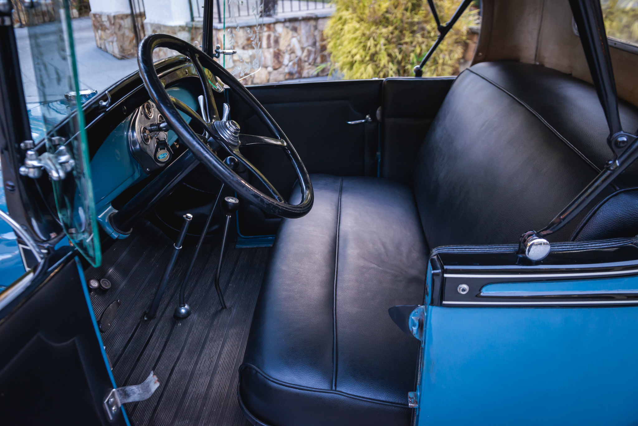 1929 Ford Roadster a venda the garage