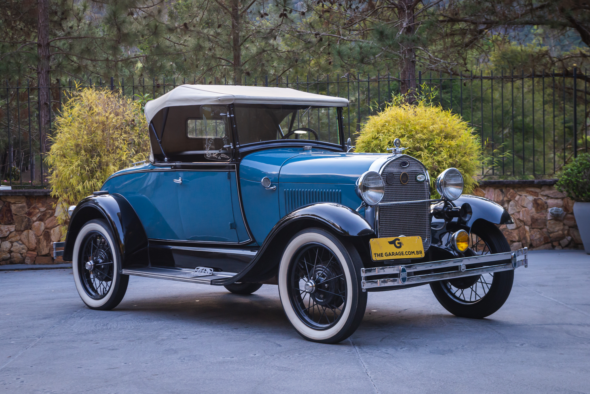 1929 Ford Roadster a venda the garage