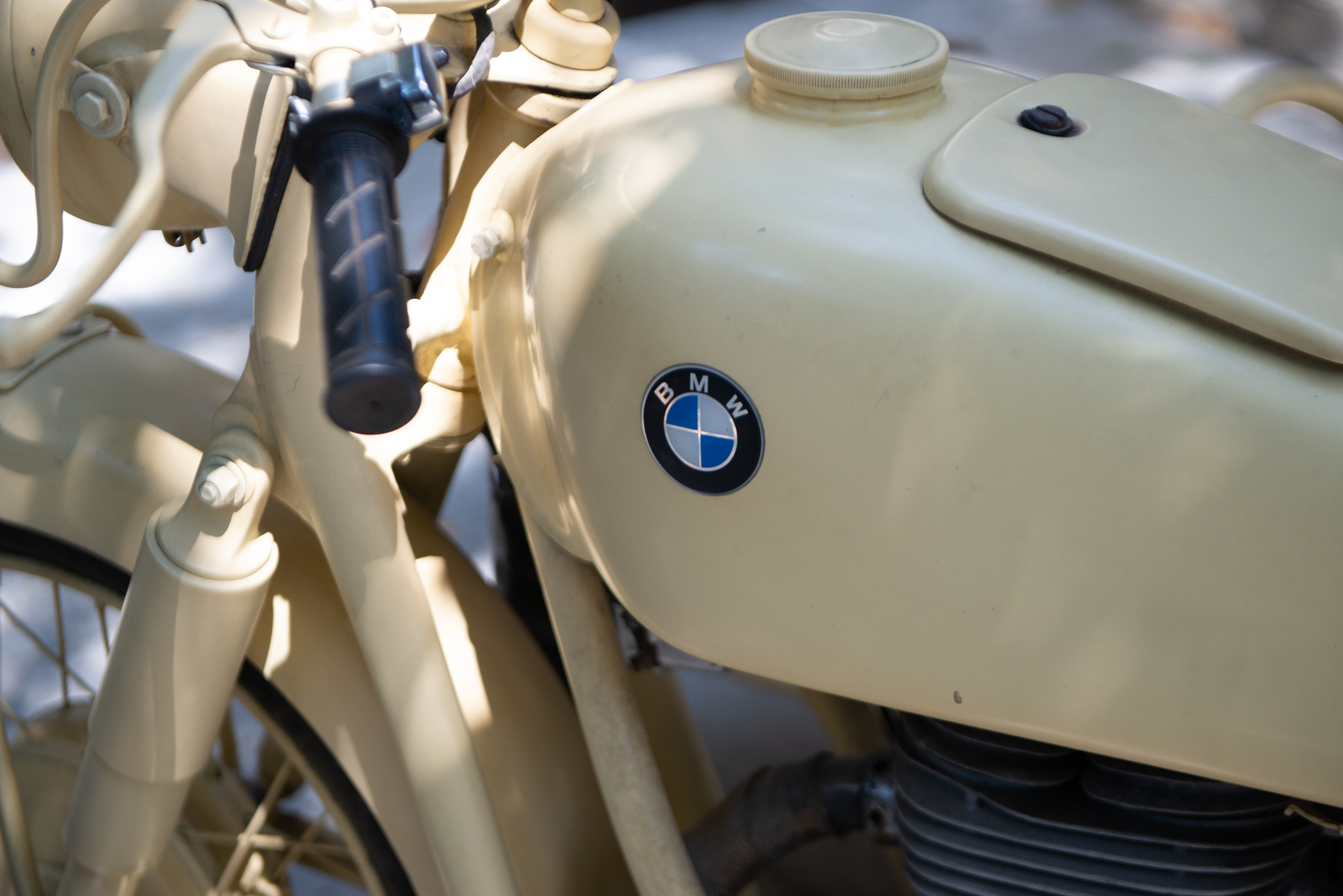 1955 BMW Sidecar a venda the garage