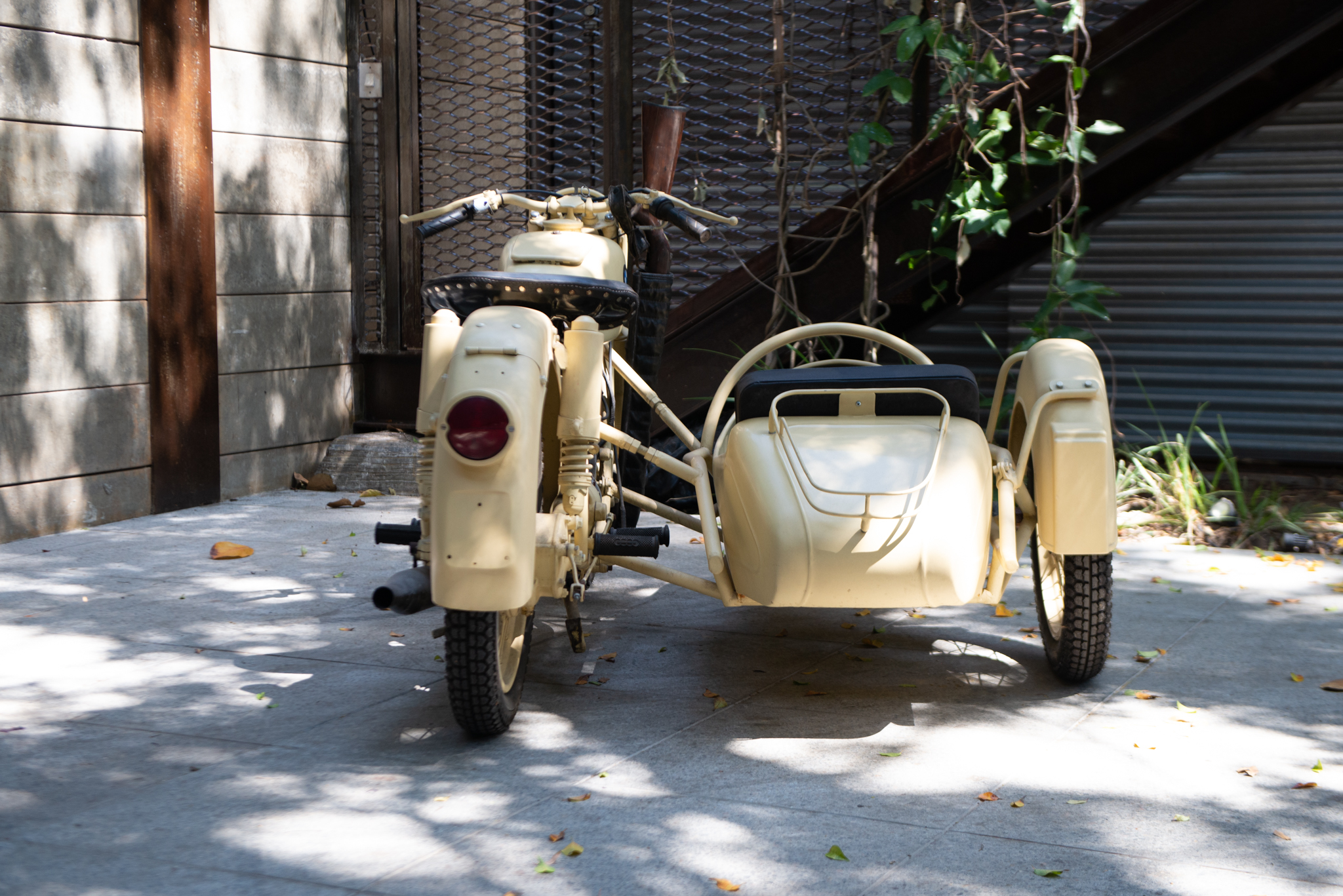 1955 BMW Sidecar a venda the garage