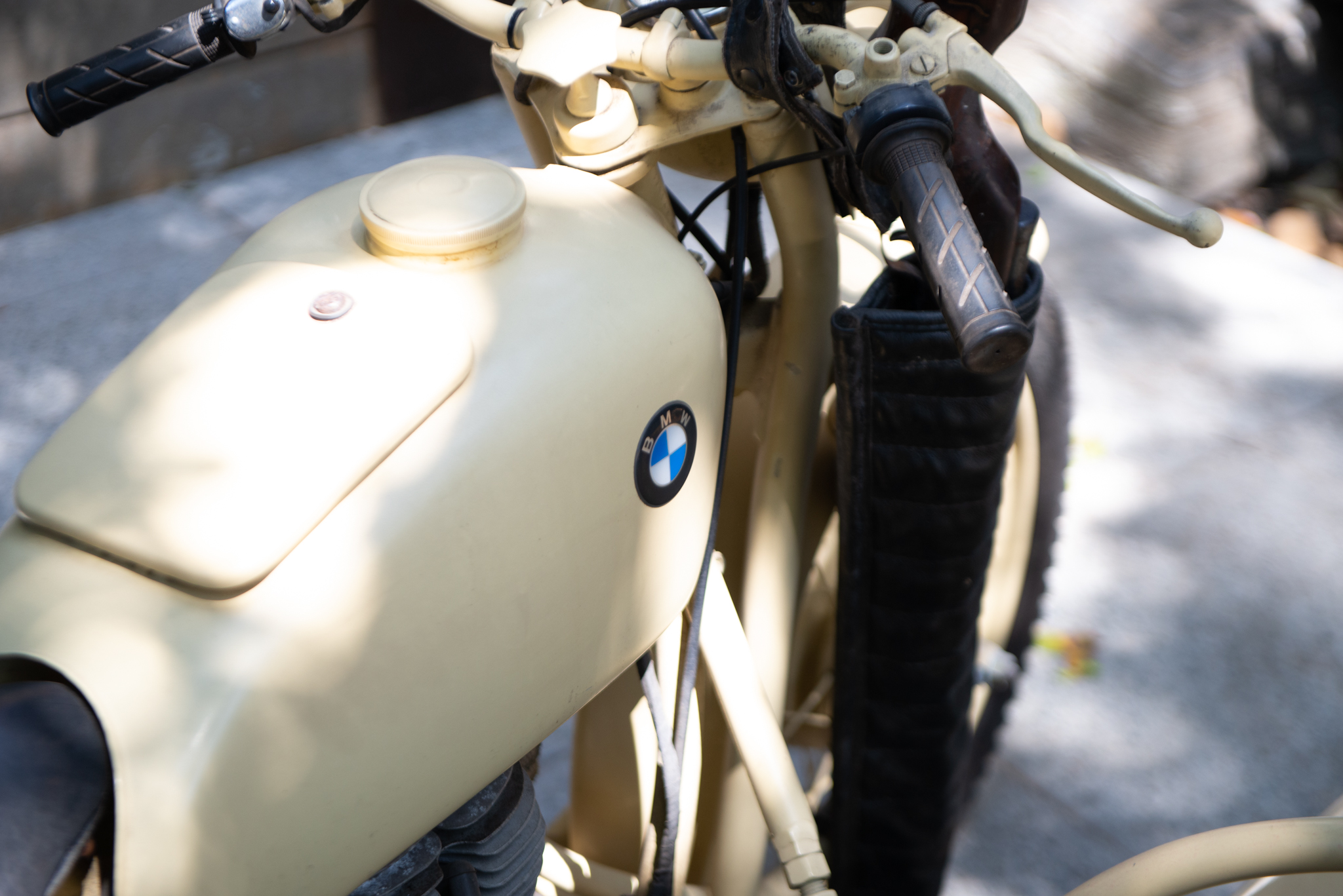 1955 BMW Sidecar a venda the garage