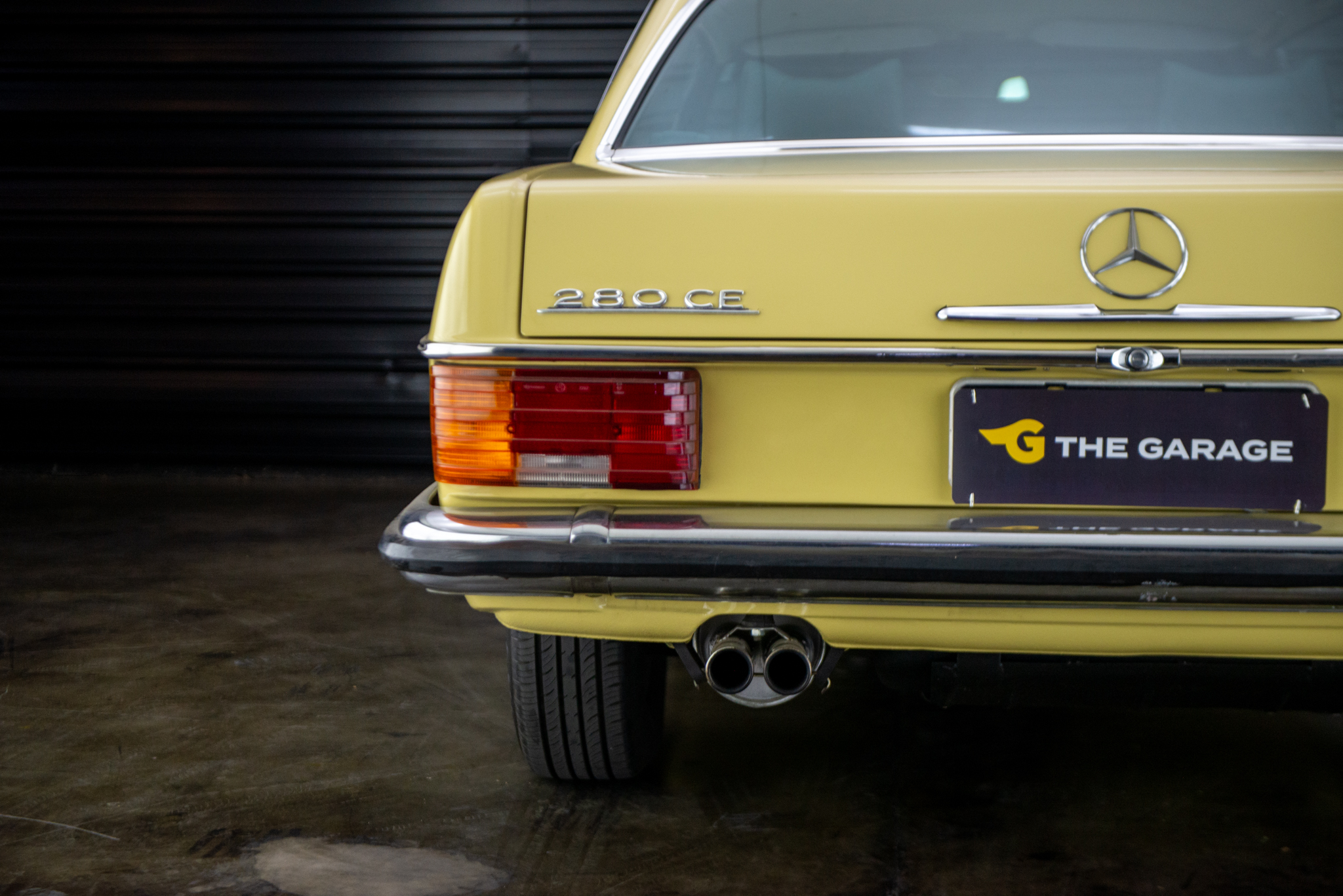 1974 Mercedes Benz 280CE W114 a venda the garage