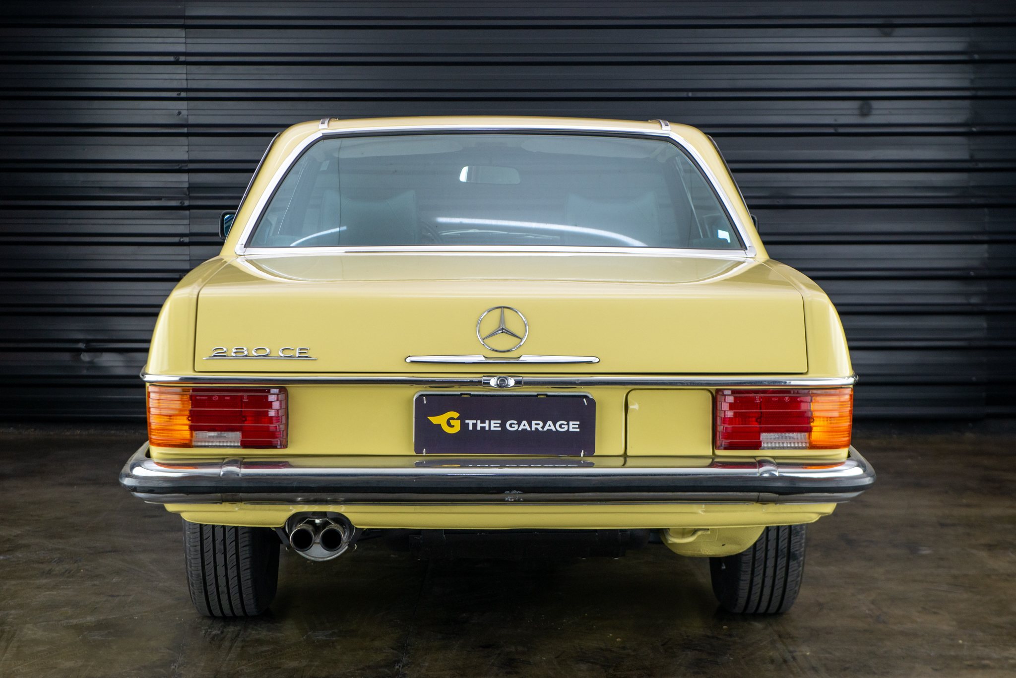 1974 Mercedes Benz 280CE W114 a venda the garage