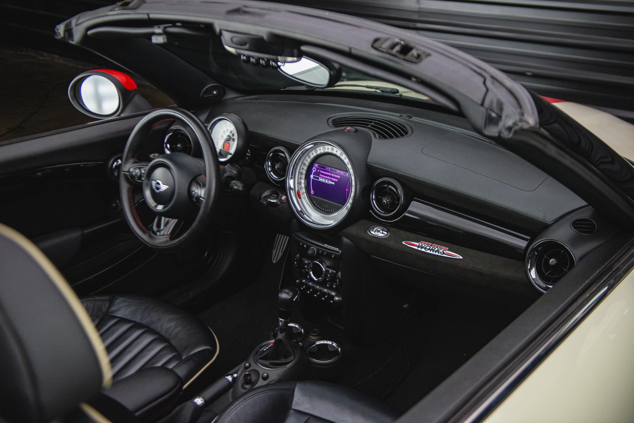 2012 mini cooper S roadster- a venda the garage