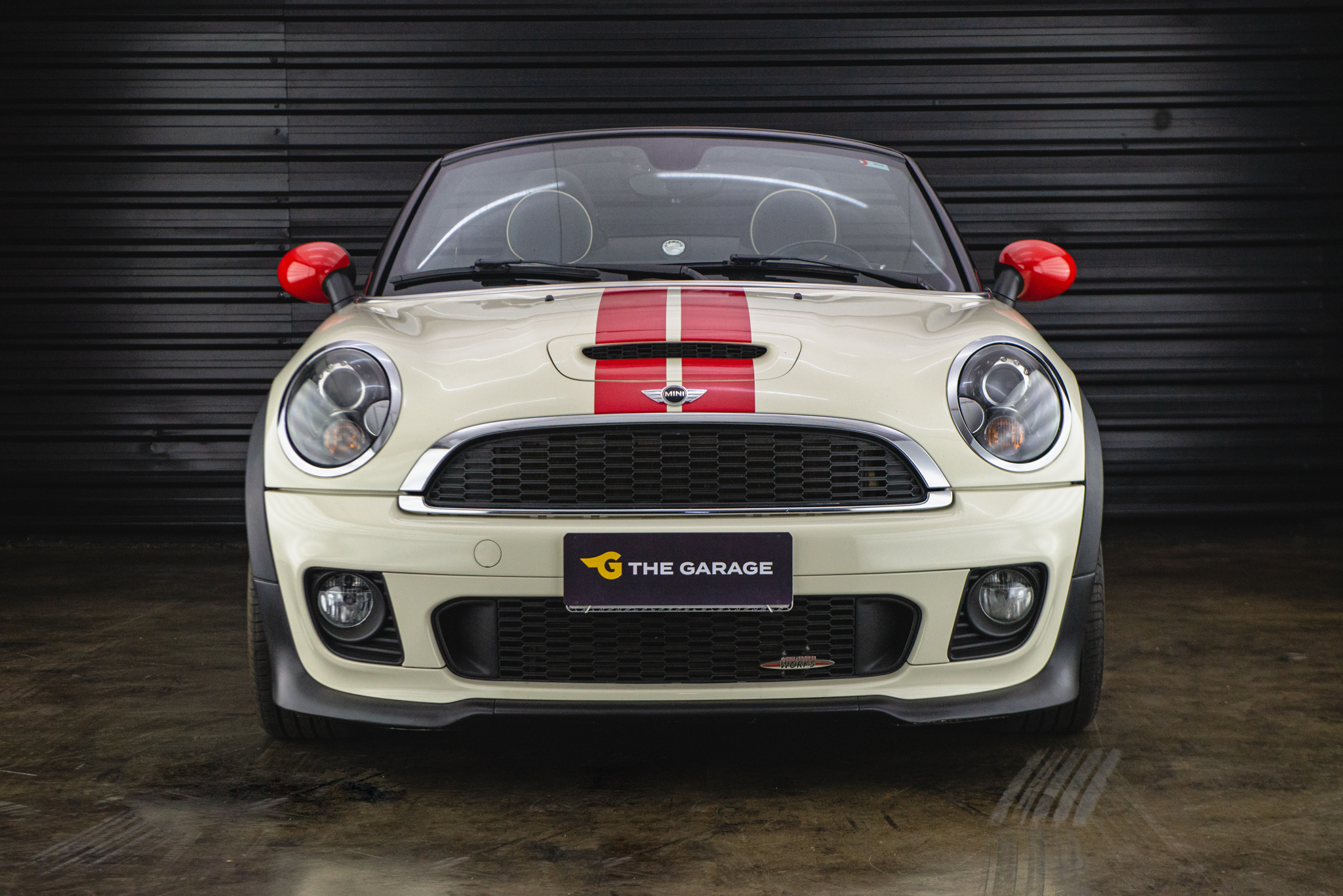 2012 mini cooper S roadster- a venda the garage