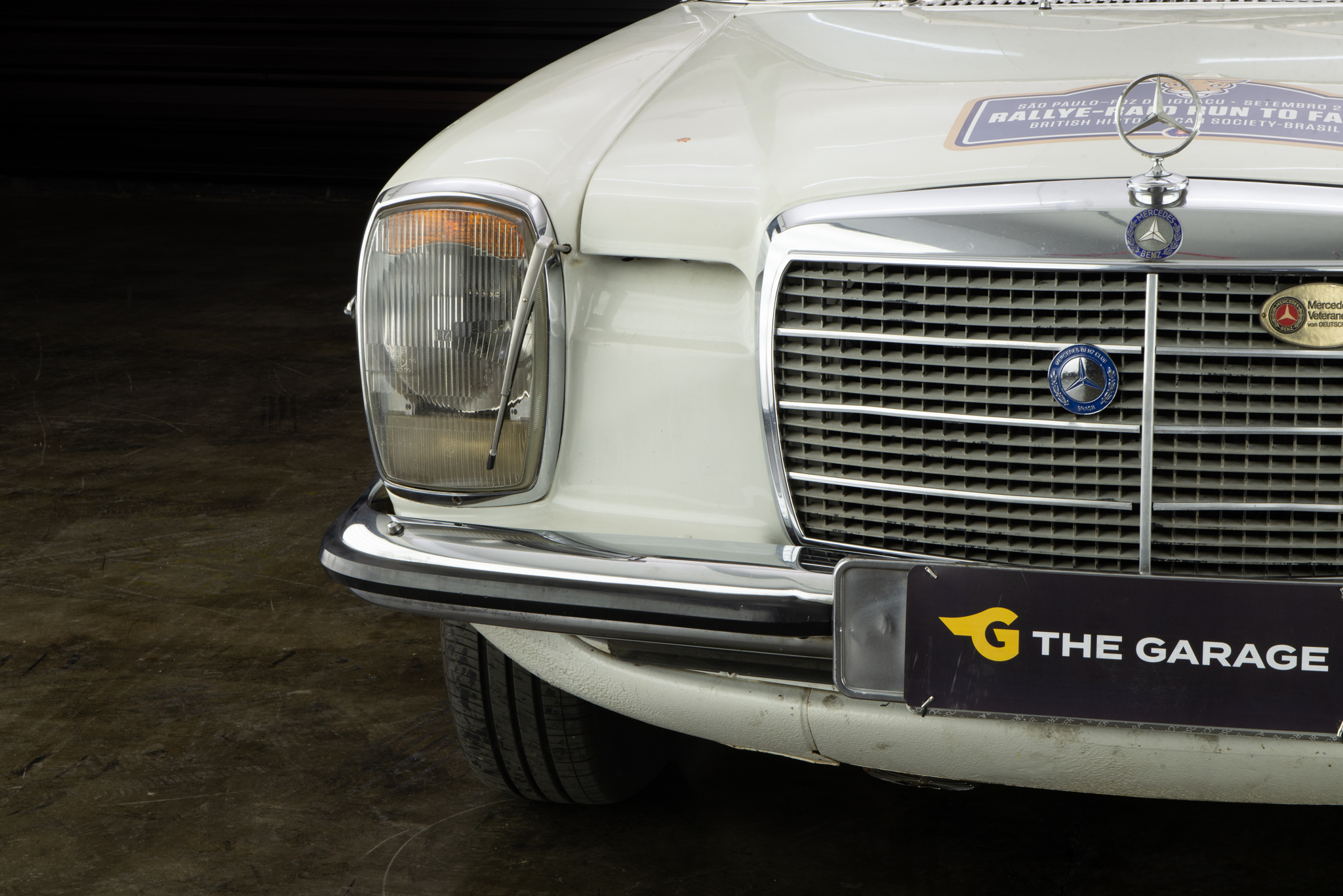 1974 Mercedes Benz 280CE W114 a venda the garage