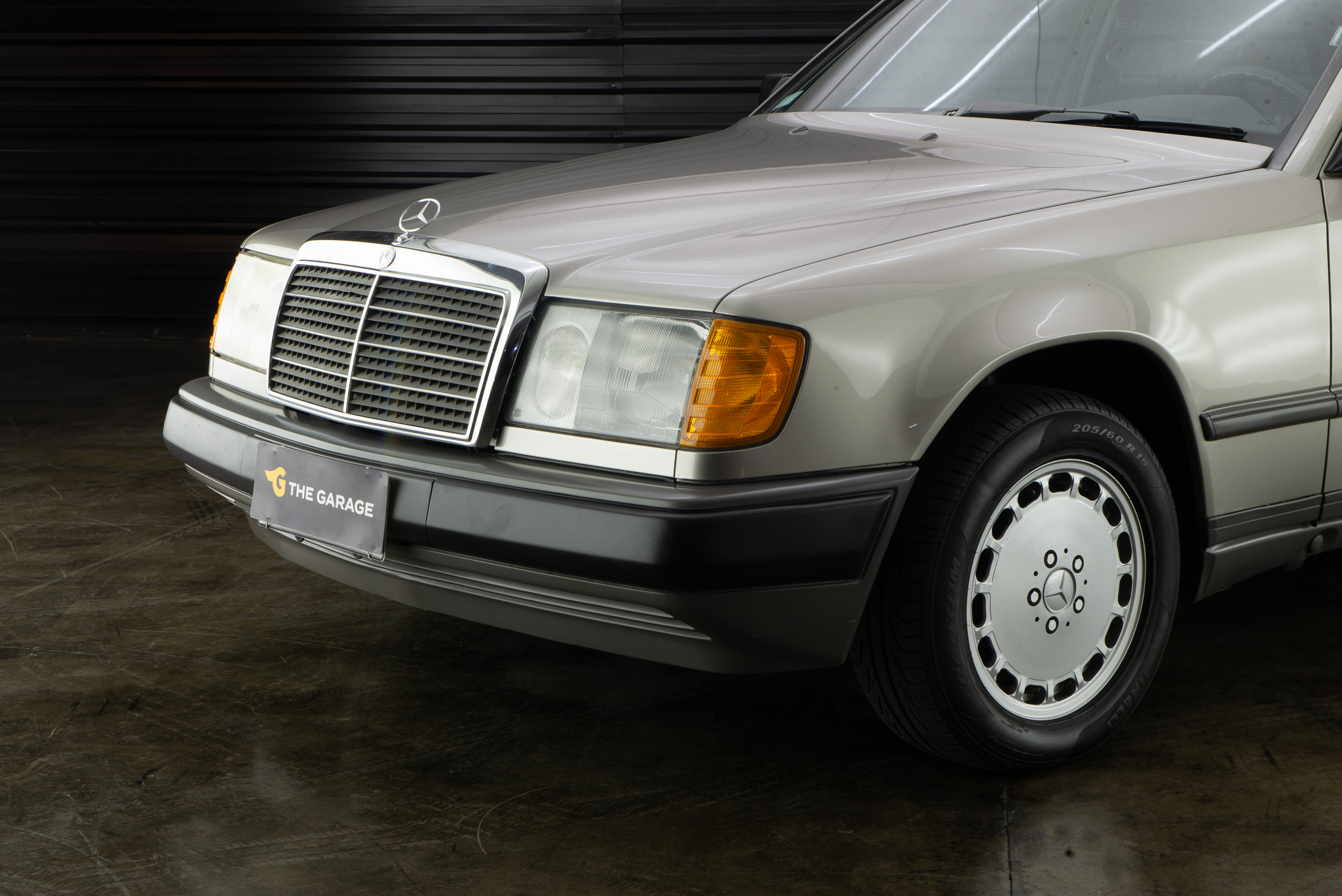 1986 Mercedes-Benz - 300E - W124 a venda the garage