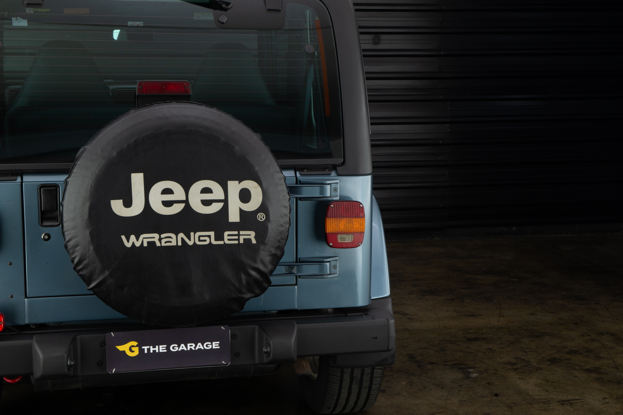 1998 Jeep Wrangler Sport 4L 4X4 a venda the garage