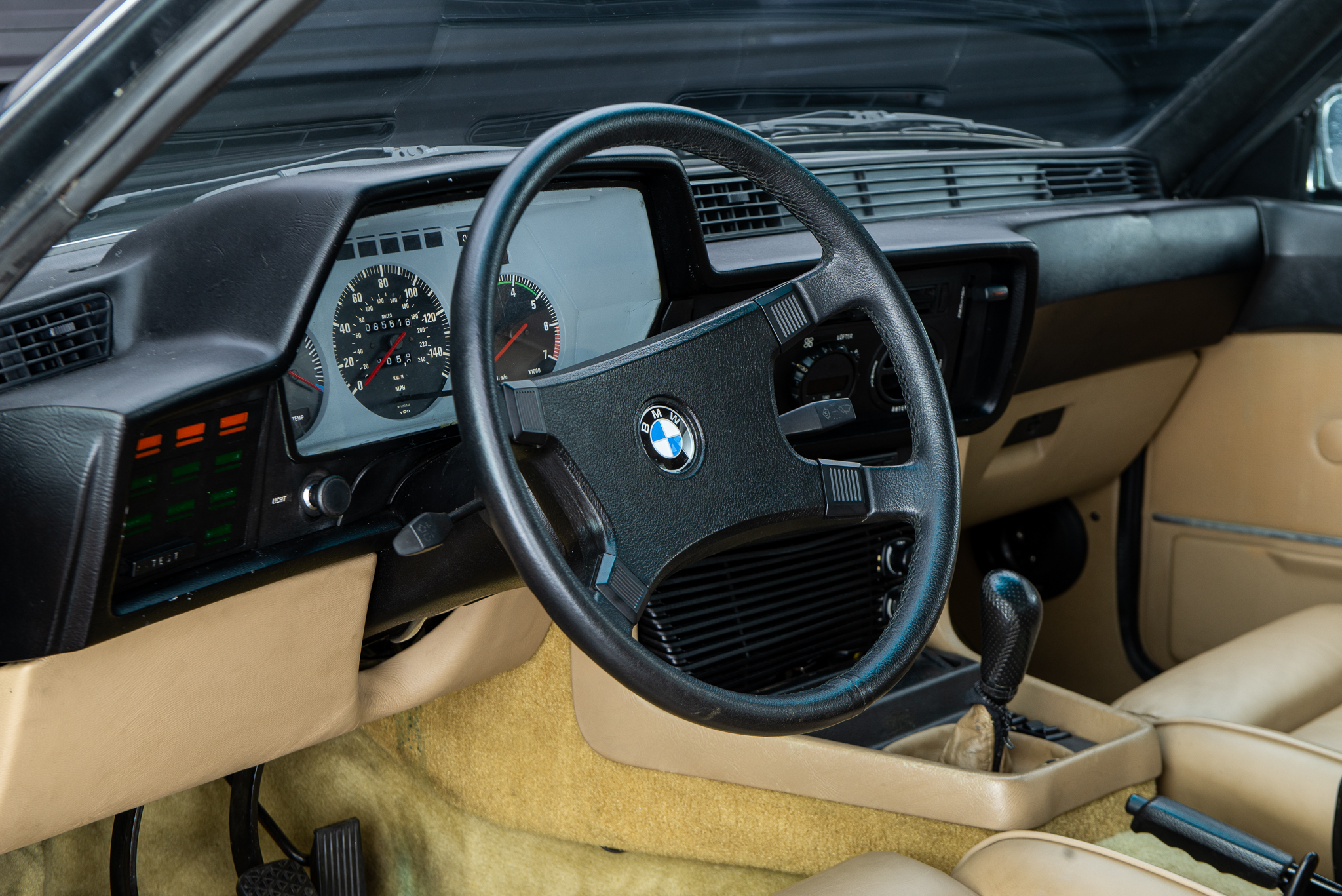 1981 BMW 635CSI coupe tributo Alpina - E24 a venda for sale the garage