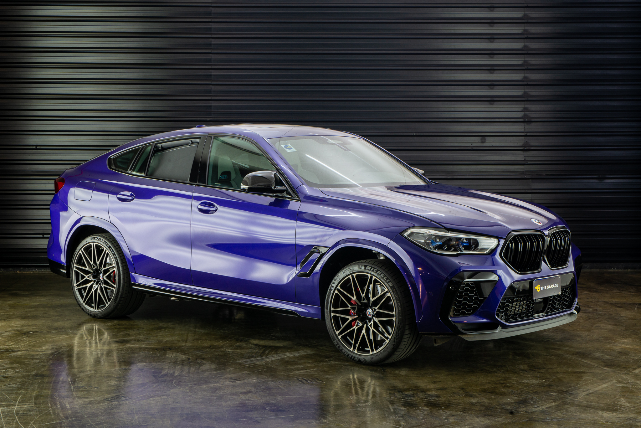 2023 BMW X6 M competition a venda for sale the garage