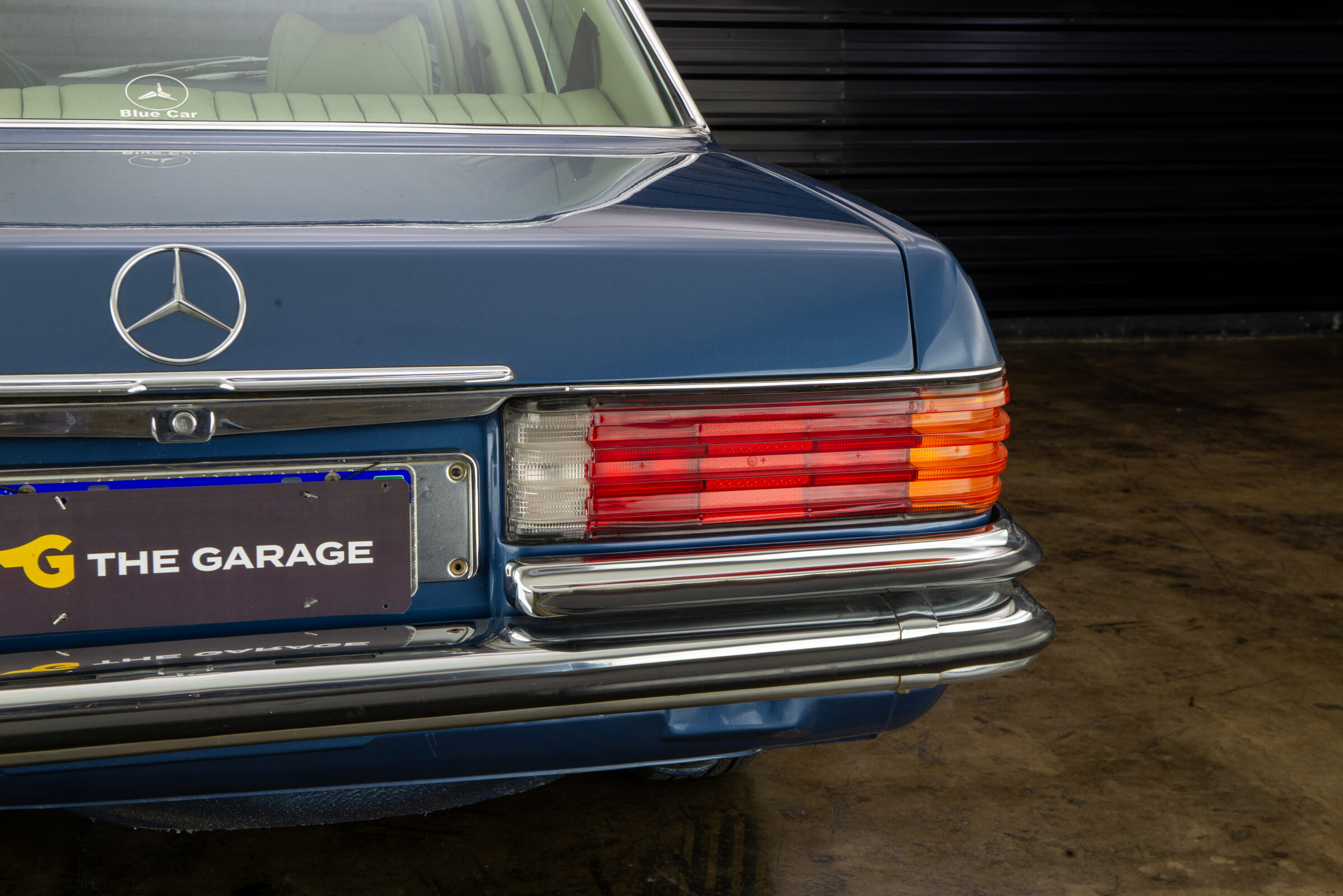 1975 Mercedes Benz 350 se a venda for sale the garage