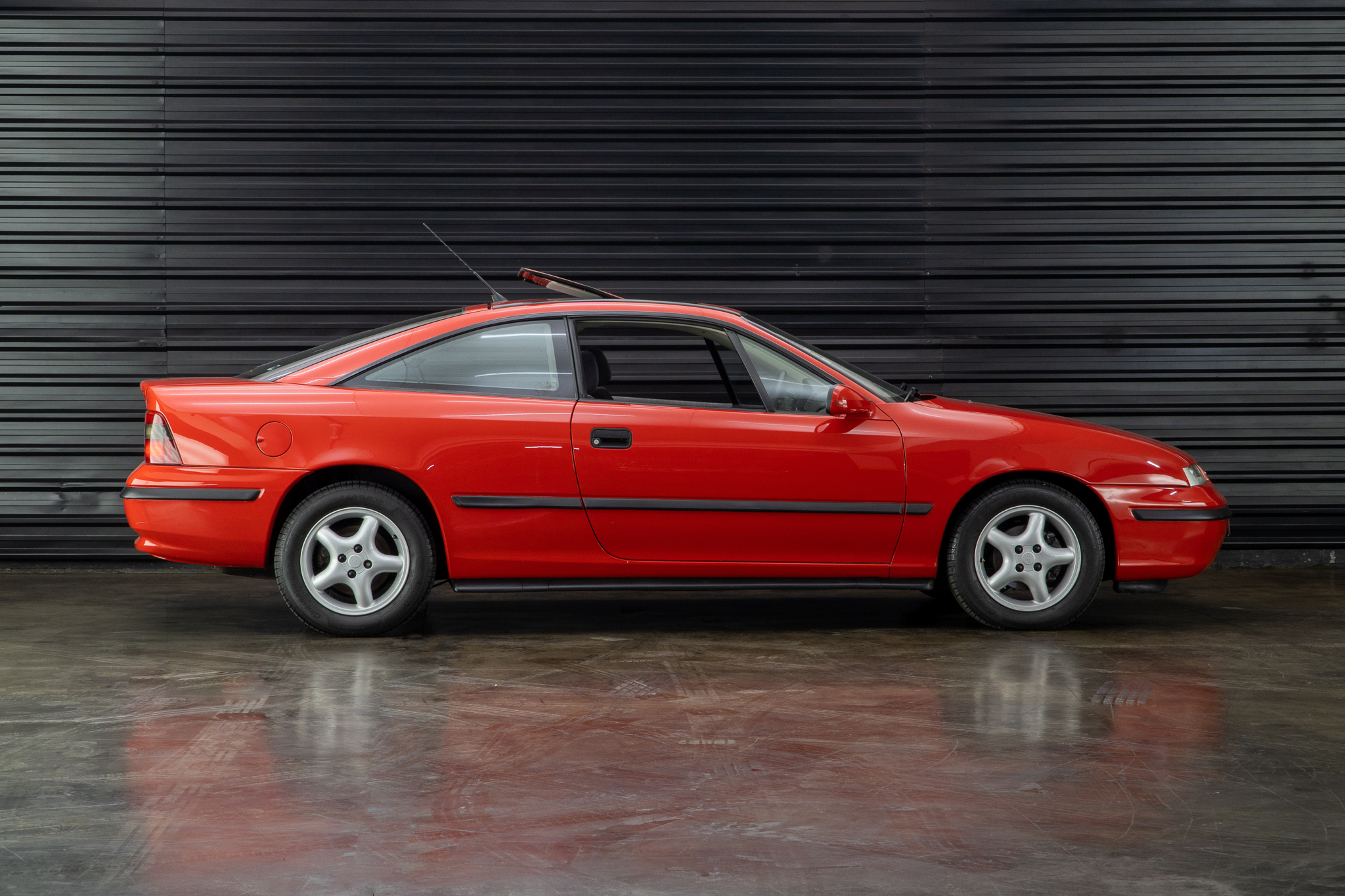 1995 Chev Calibra Vermelho a venda the garage