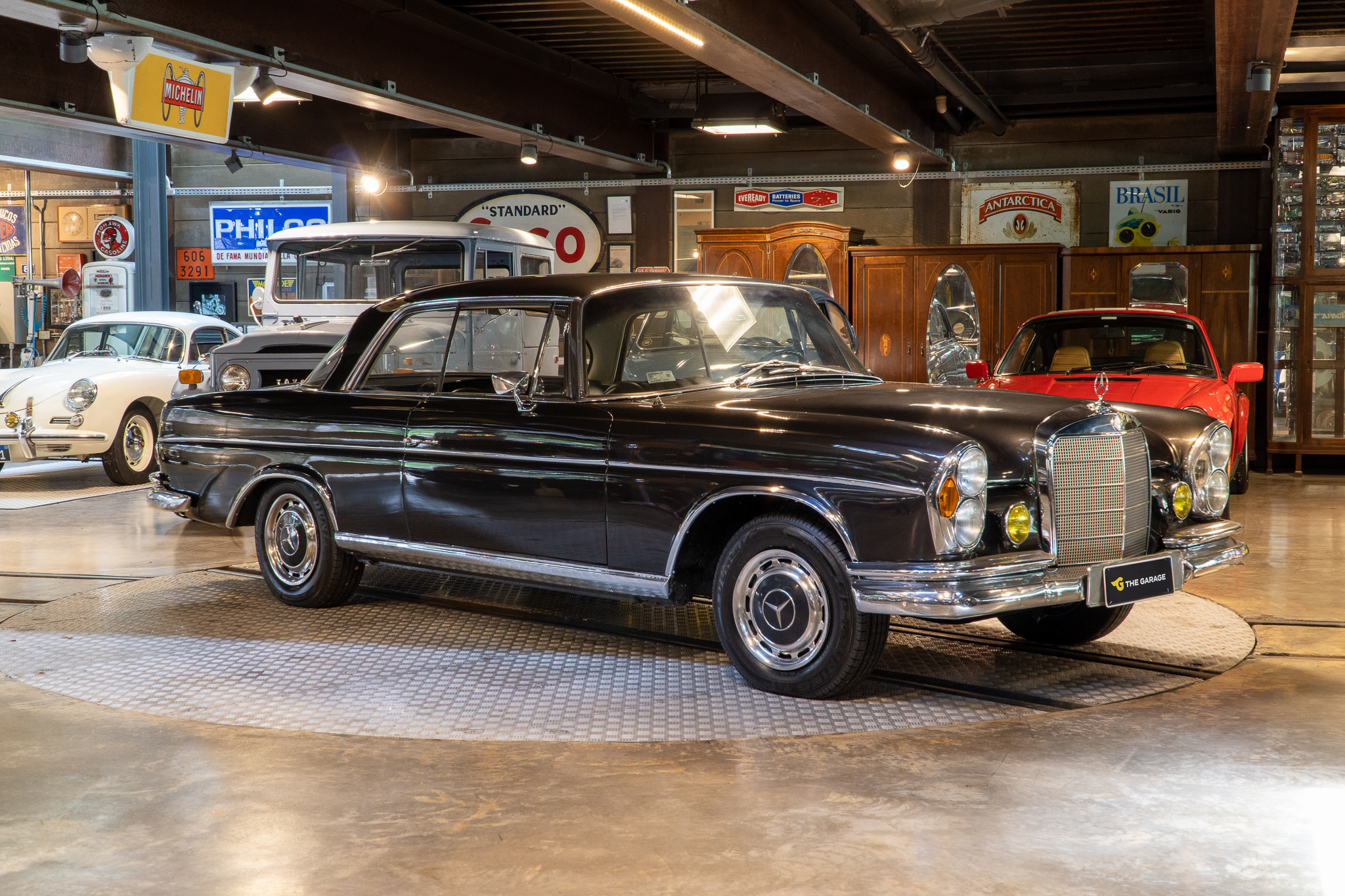 1963 Mercedes-Benz 220 SE a venda the garage