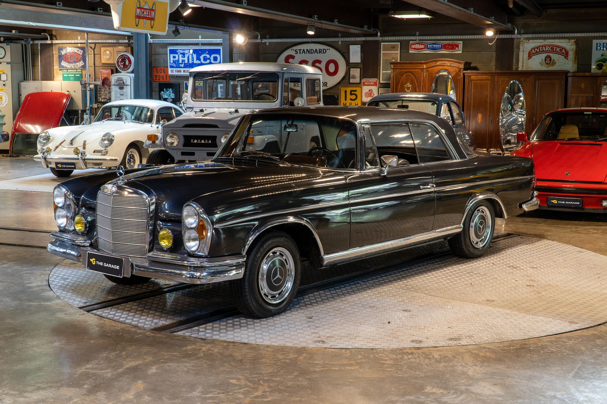 1963 Mercedes-Benz 220 SE a venda the garage