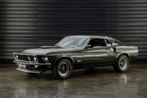 1969 Ford Mustang Fastback verde a venda the garage