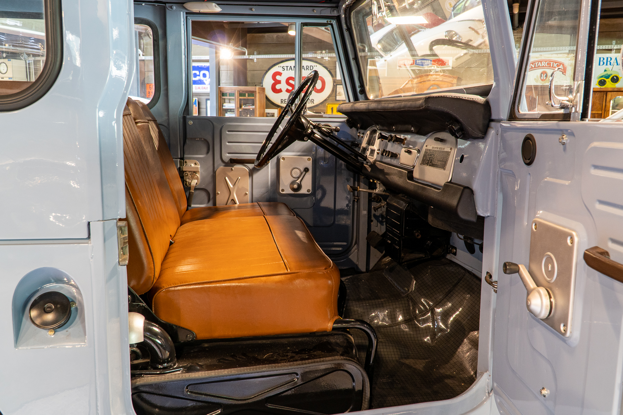 1971 Toyota FJ40 Land Cruiser Wagon a venda the garage