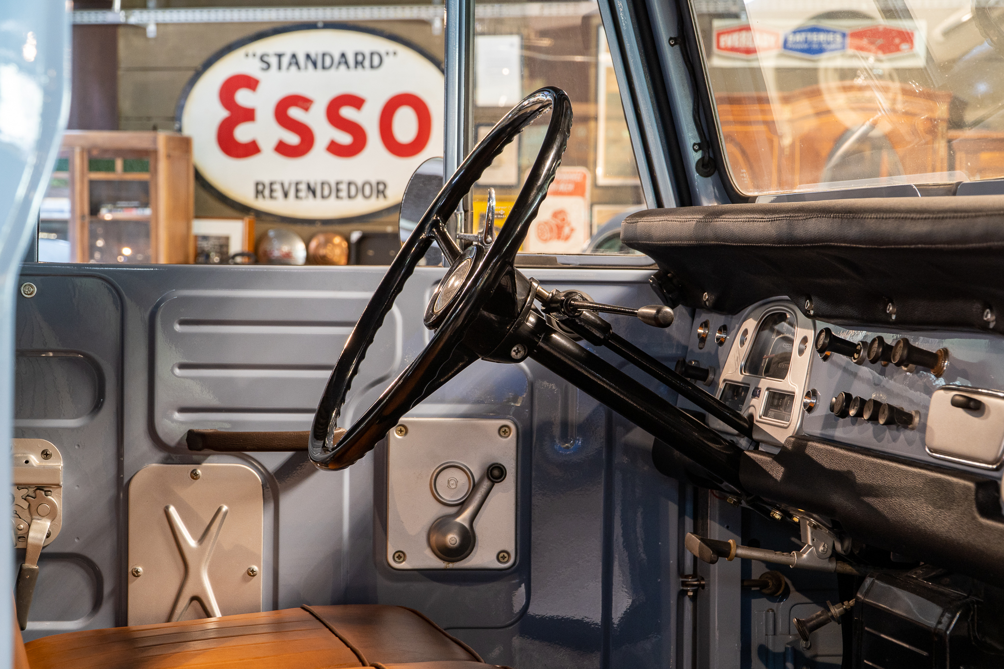 1971 Toyota FJ40 Land Cruiser Wagon a venda the garage