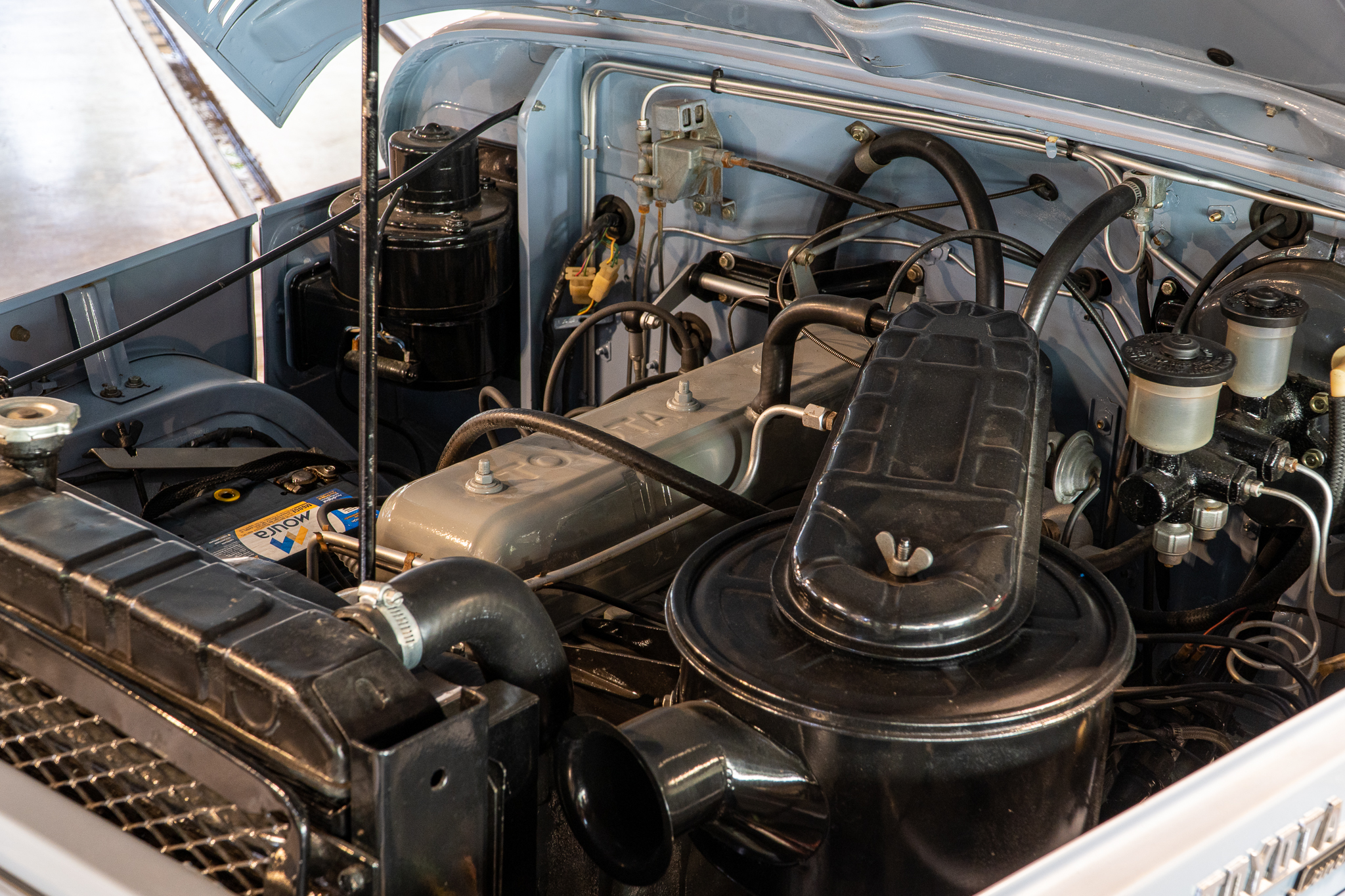 1971 Toyota FJ40 Land Cruiser Wagon a venda the garage