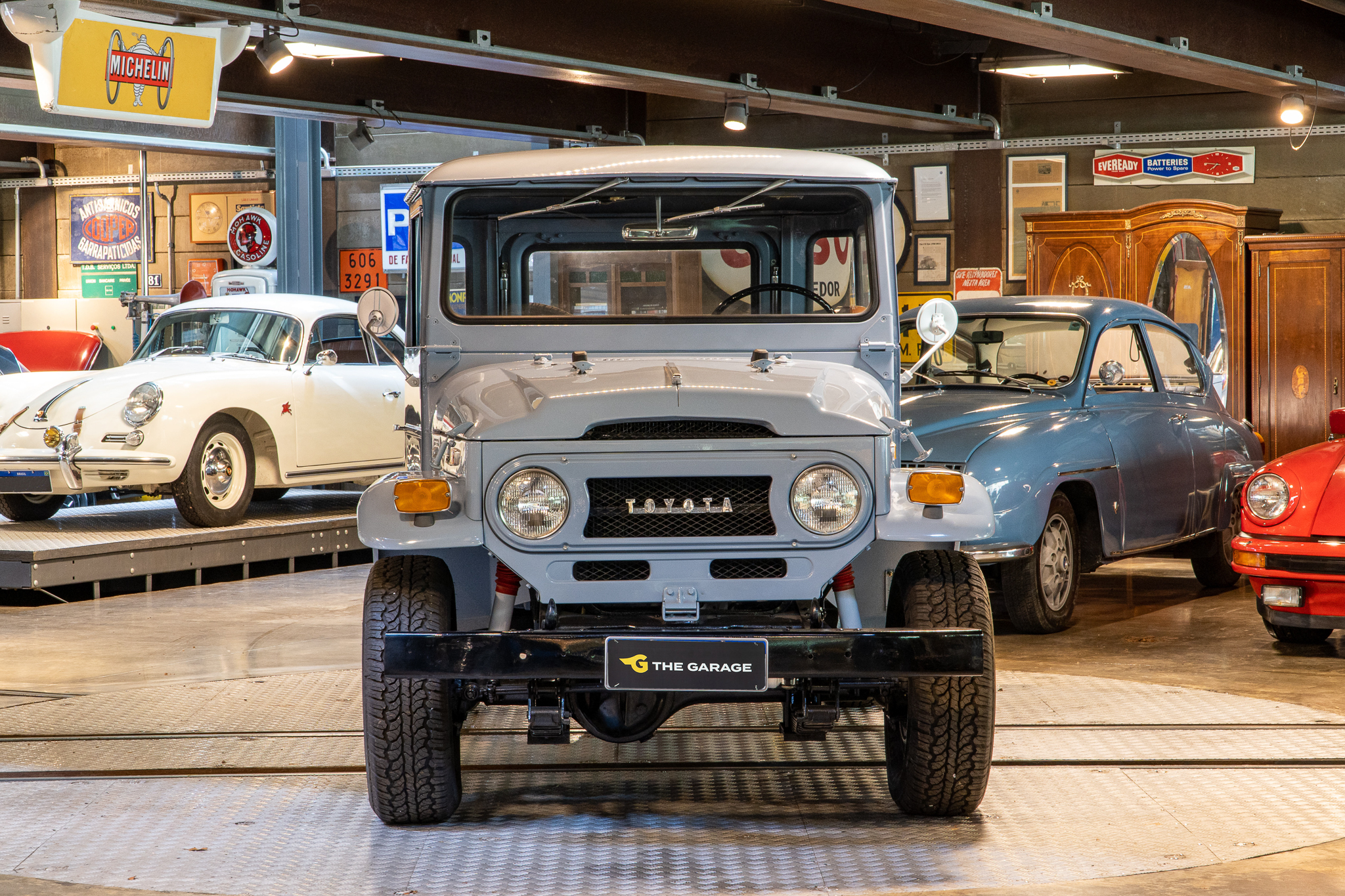 1971 Toyota FJ40 Land Cruiser Wagon a venda the garage