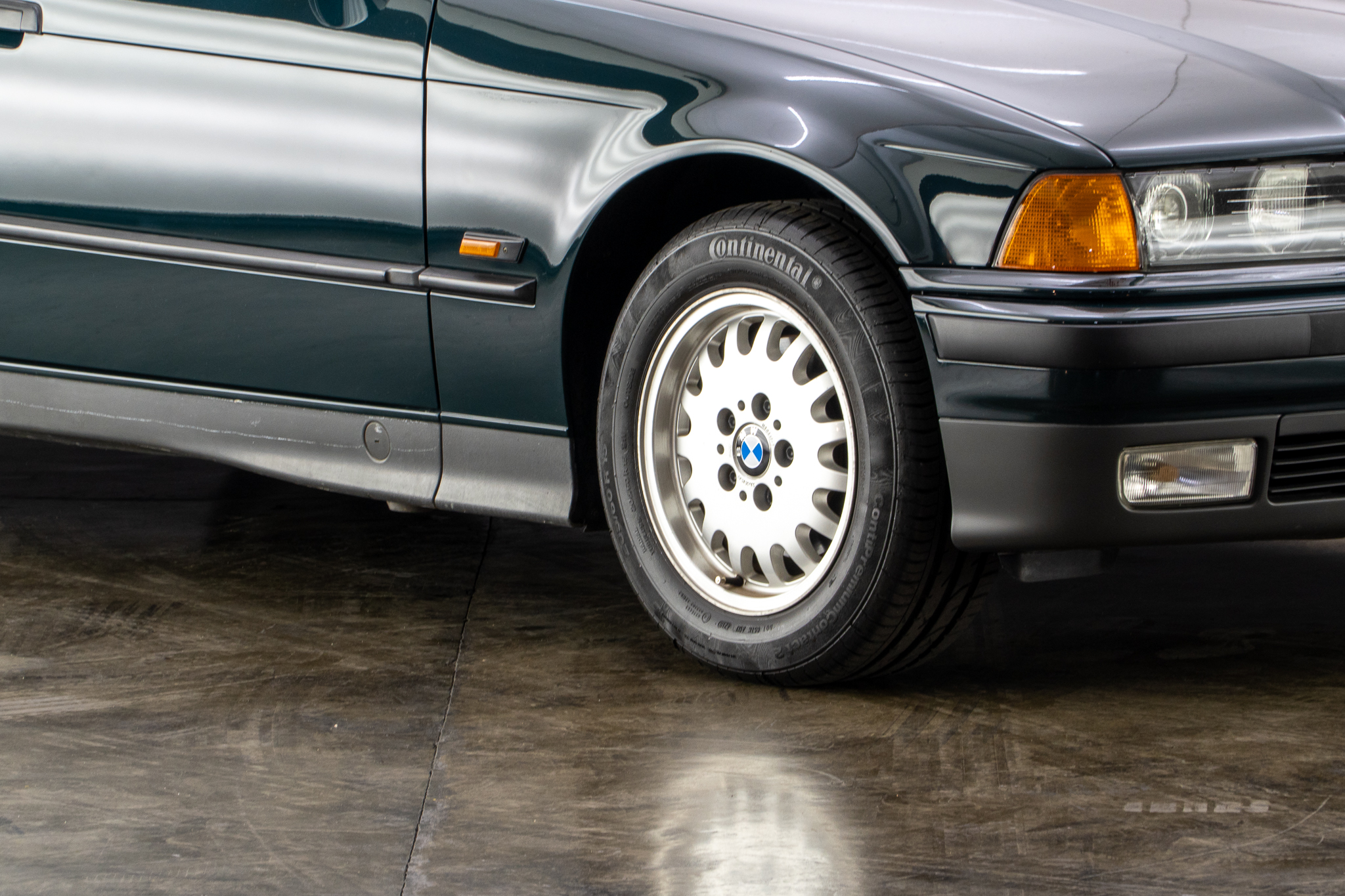 1994 BMW 325i a venda the garage