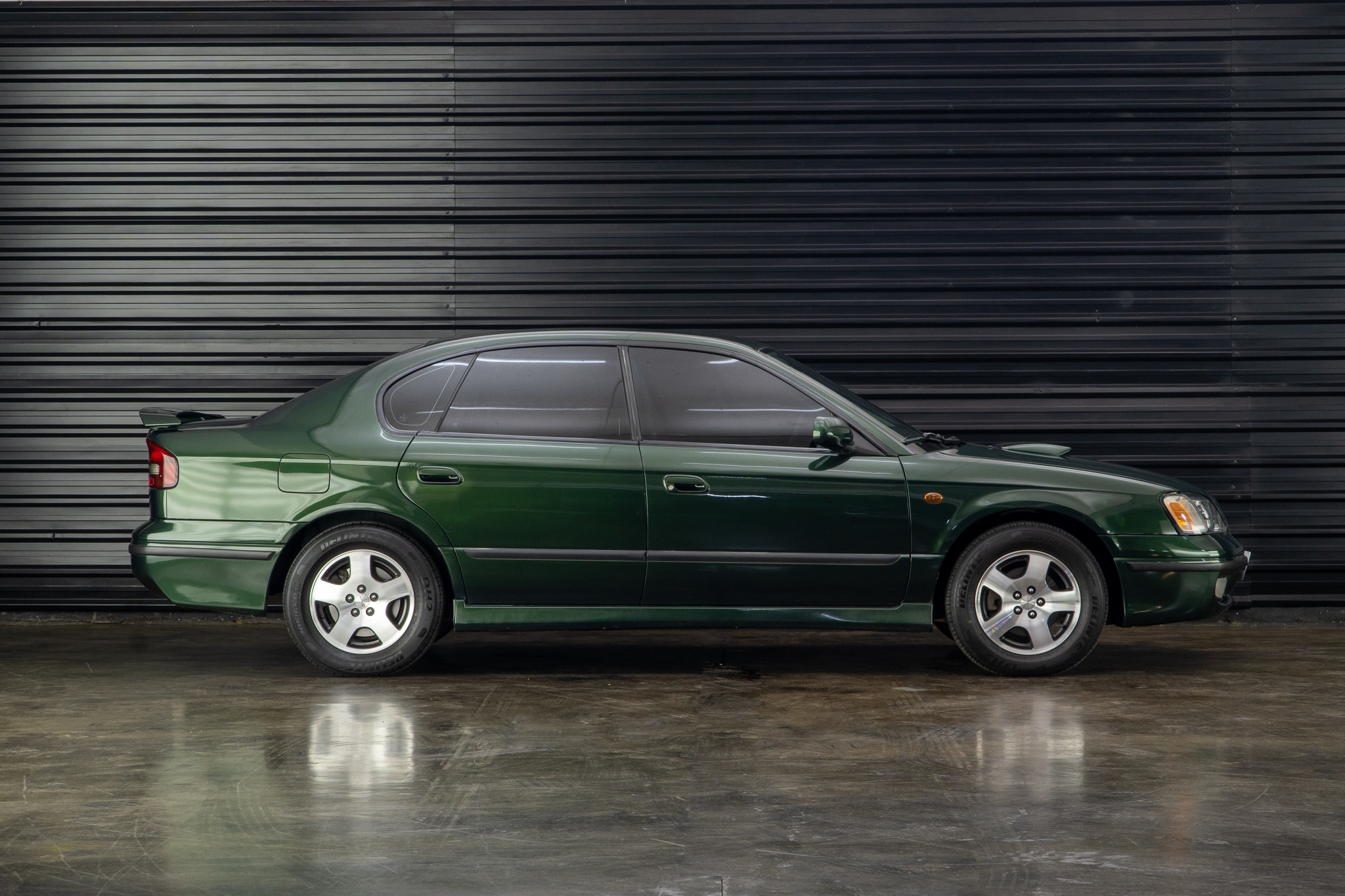 2000 subaru legacy gx25 a venda the garage