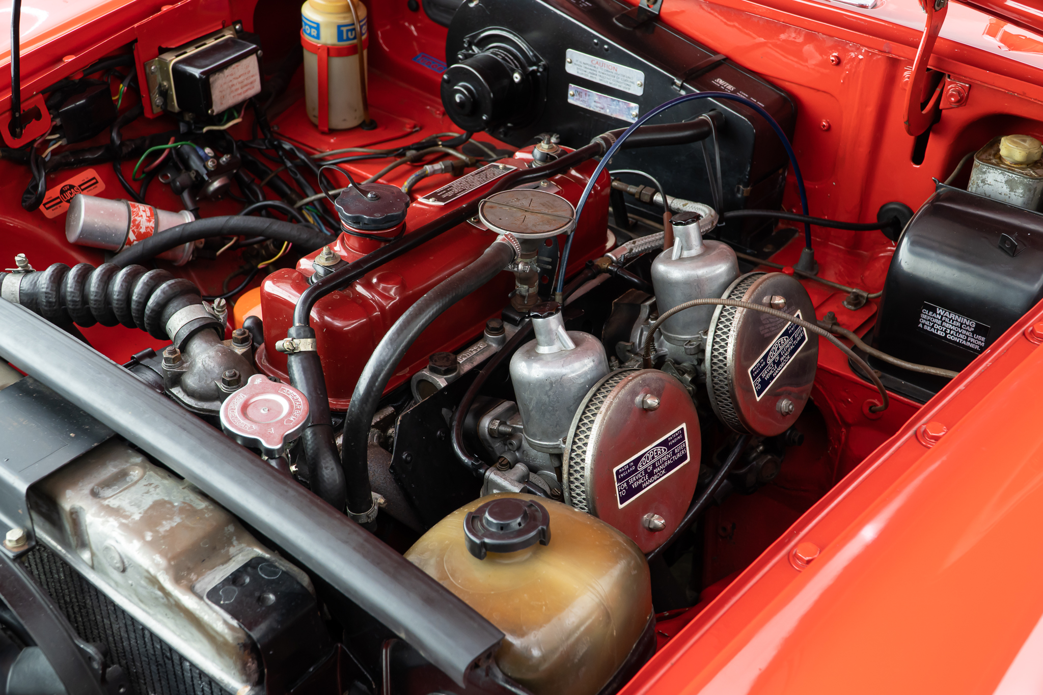 1967 MG MGB a venda the garage