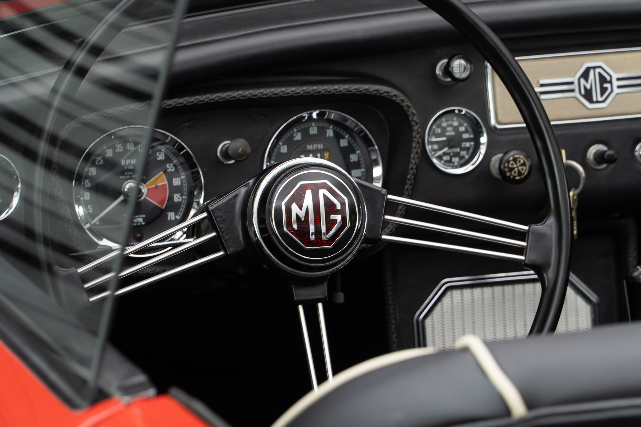 1967 MG MGB a venda the garage