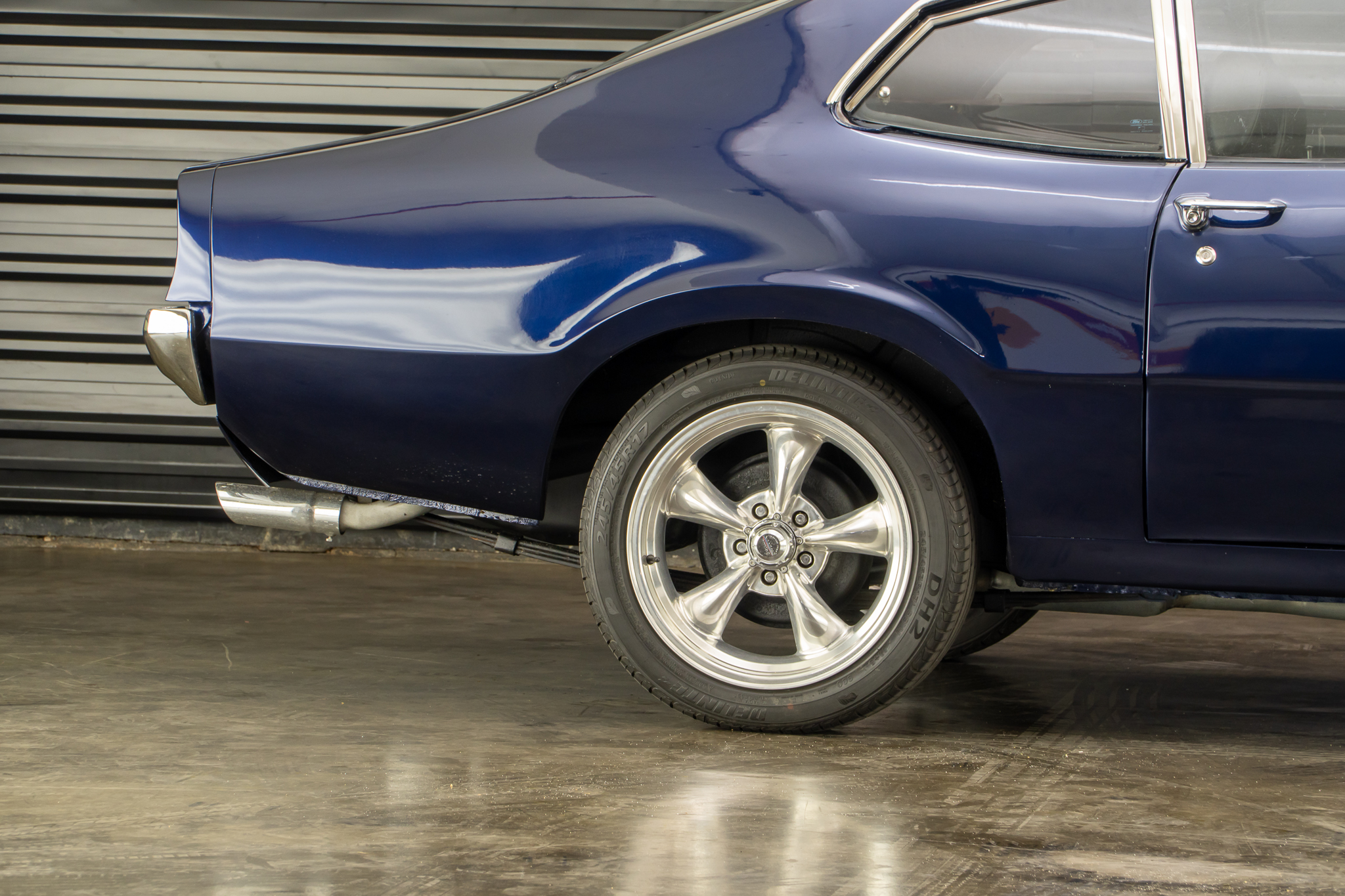 1976 Ford Maverick a venda the garage