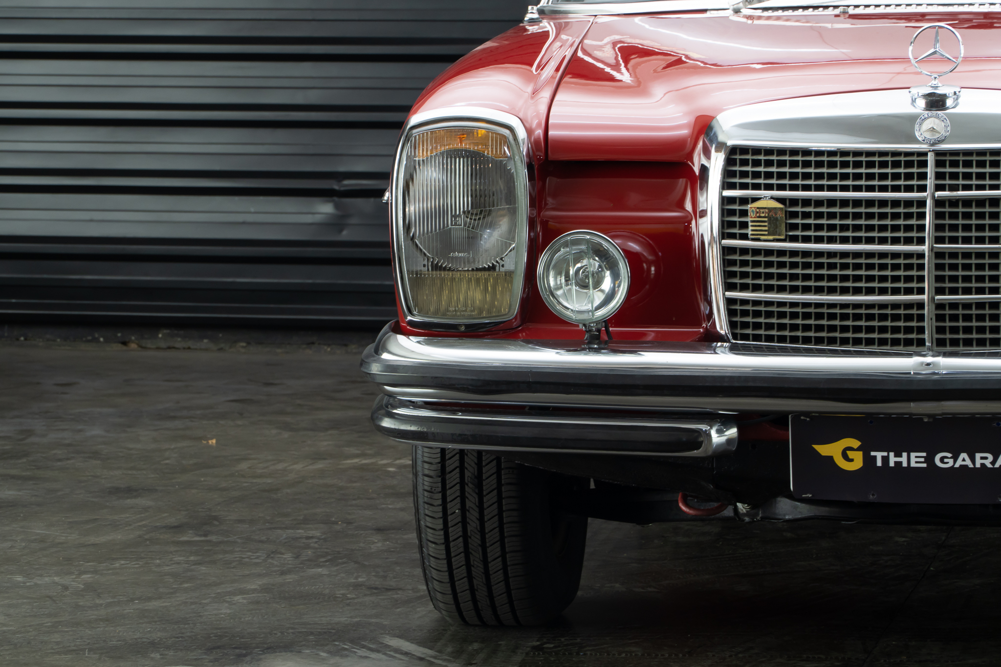 1973 Mercedes Benz 280C W114 a venda The garage