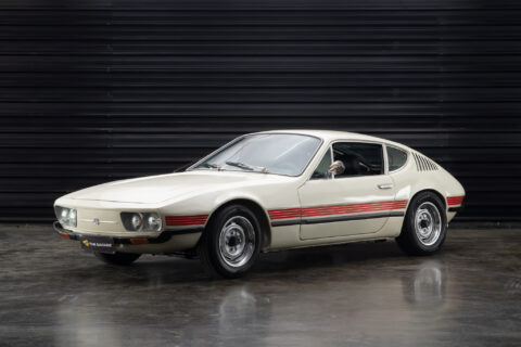 1974 VW SP2 a venda the garage