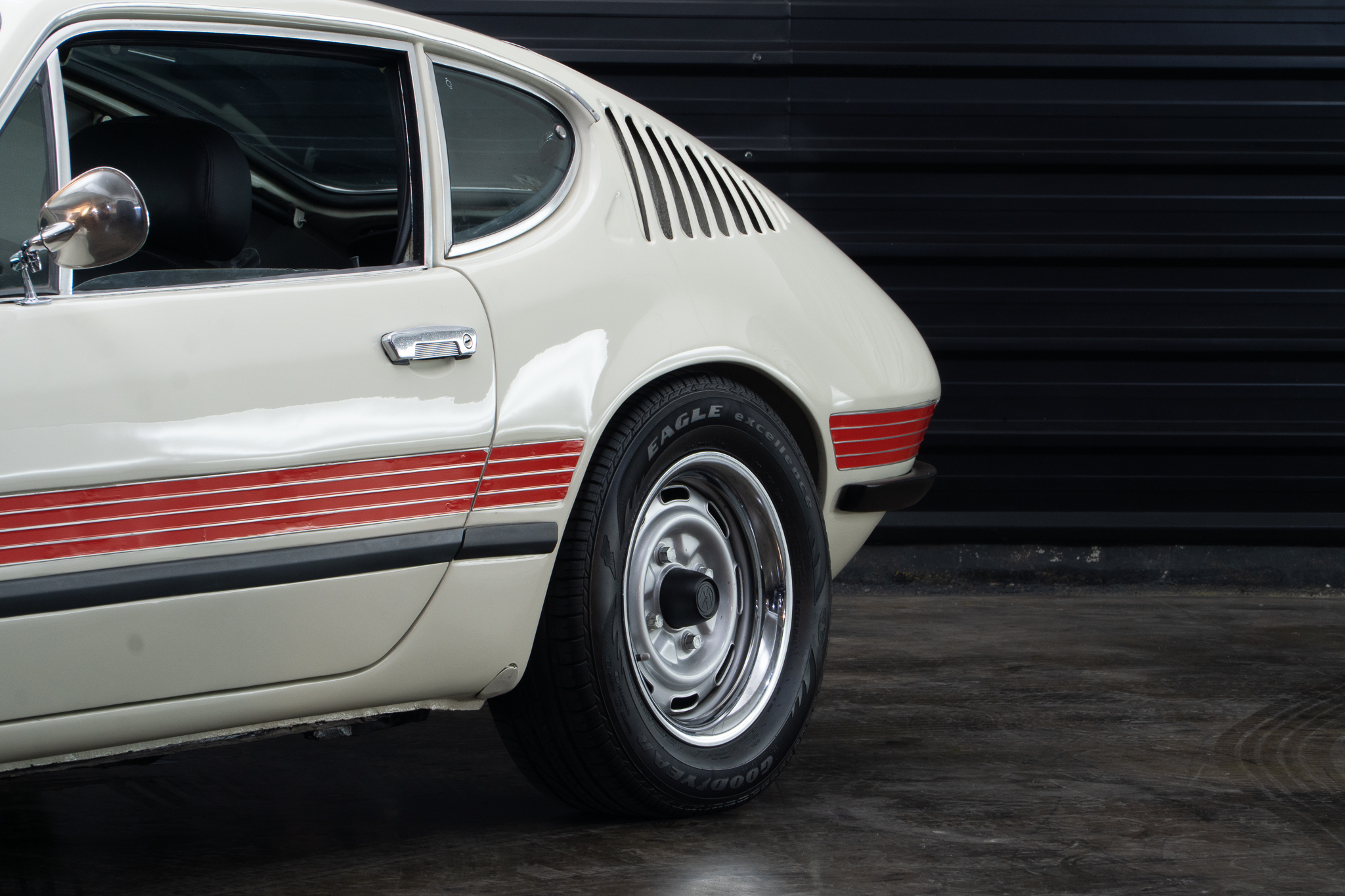 1974 VW SP2 a venda the garage