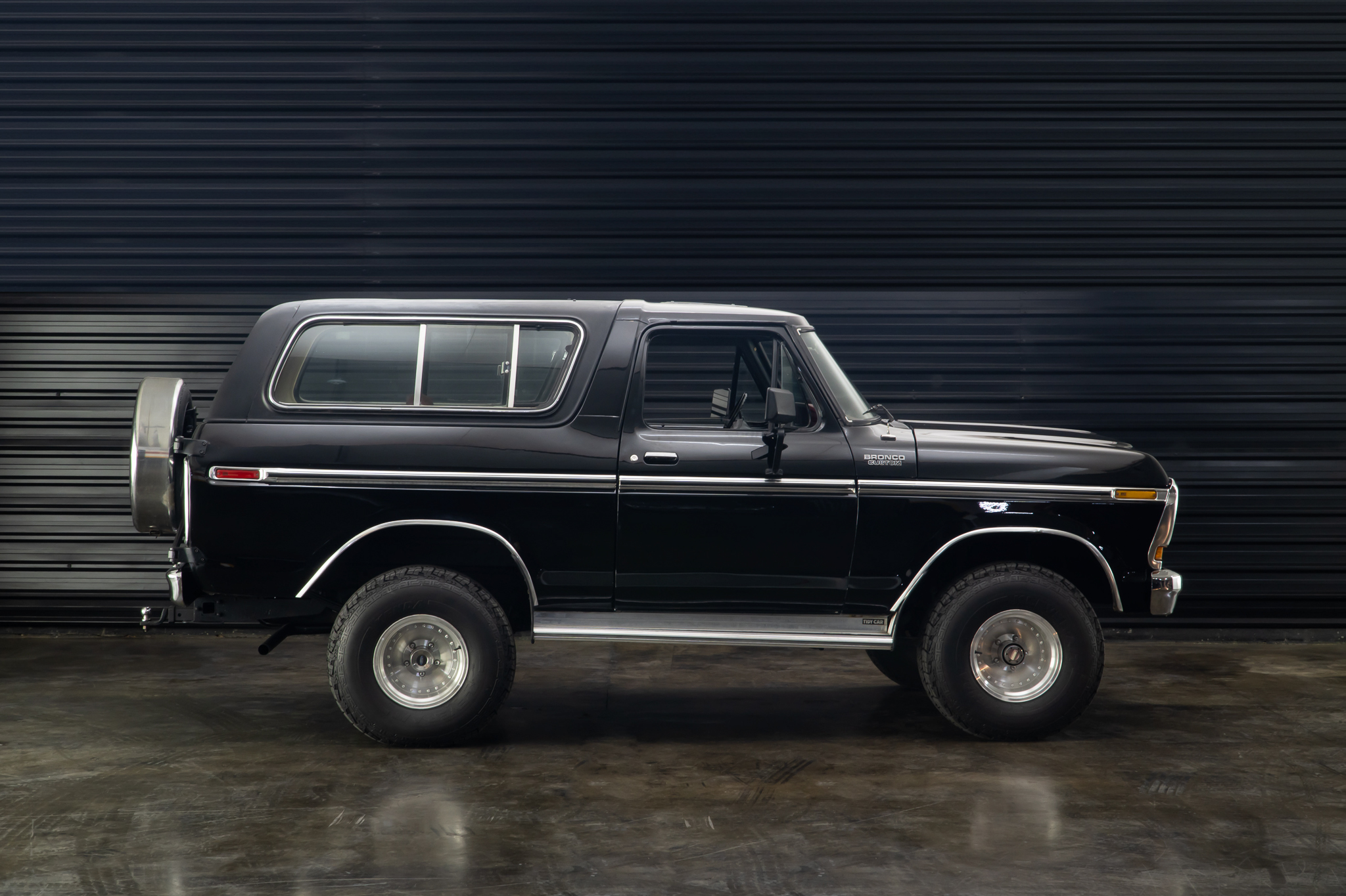 1979 Ford Bronco custom a venda the garage